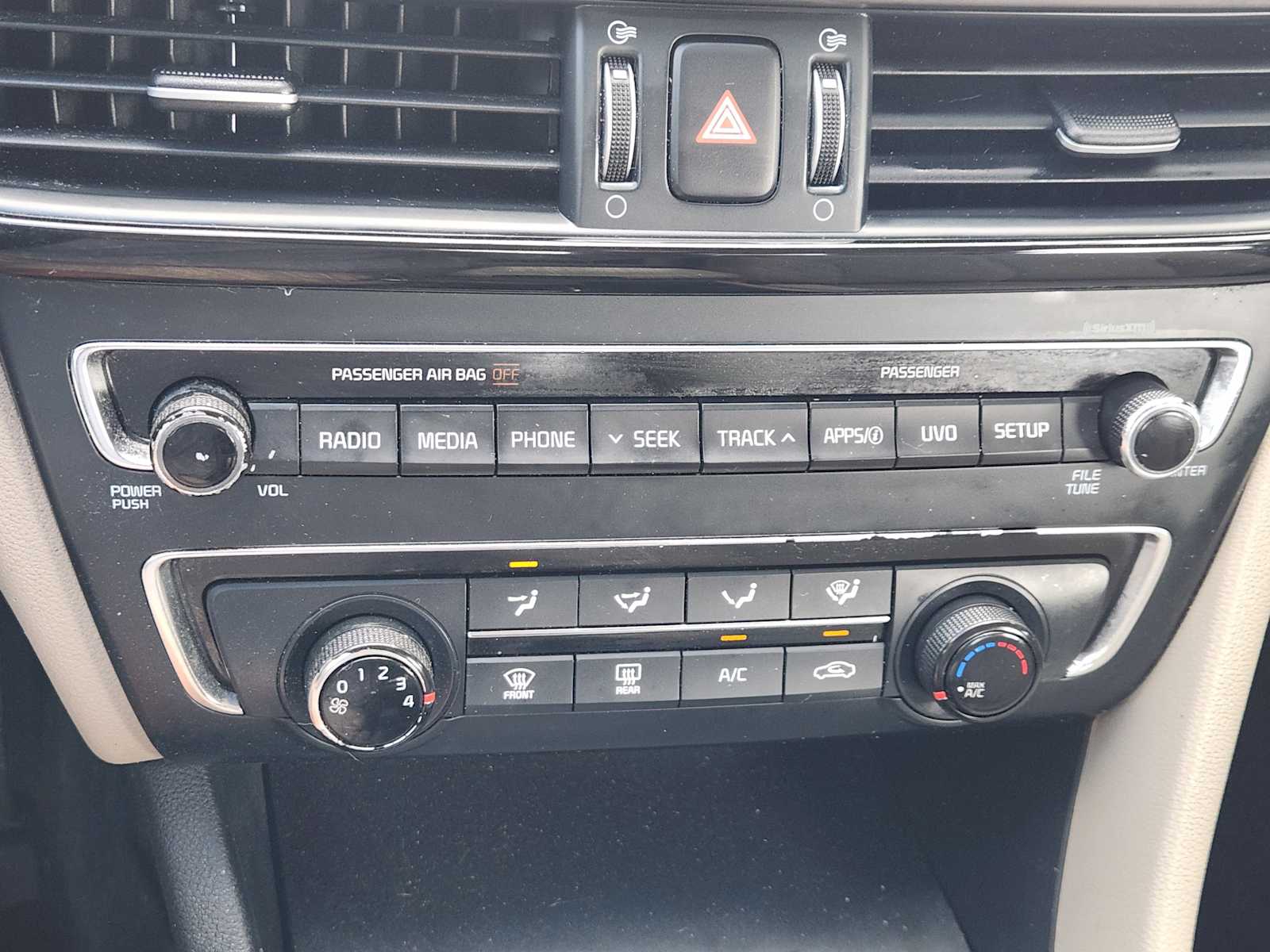 Thumbnail: 2018 Kia Optima - 26