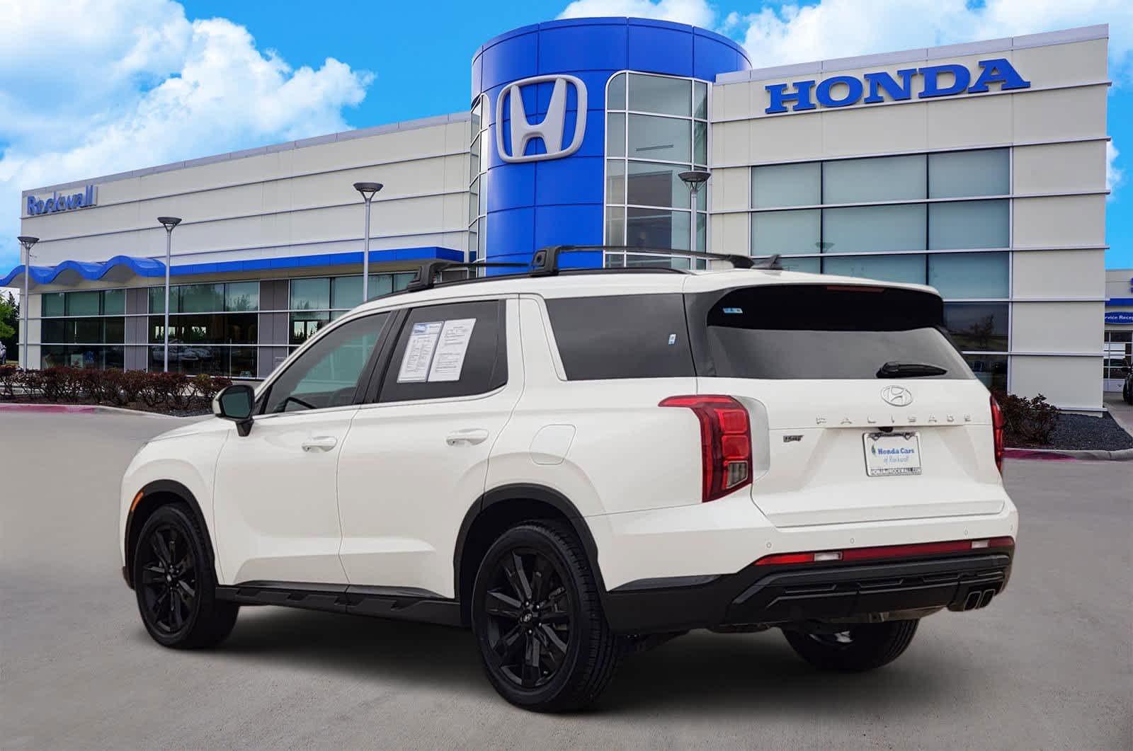 Thumbnail: 2023 Hyundai Palisade - 4