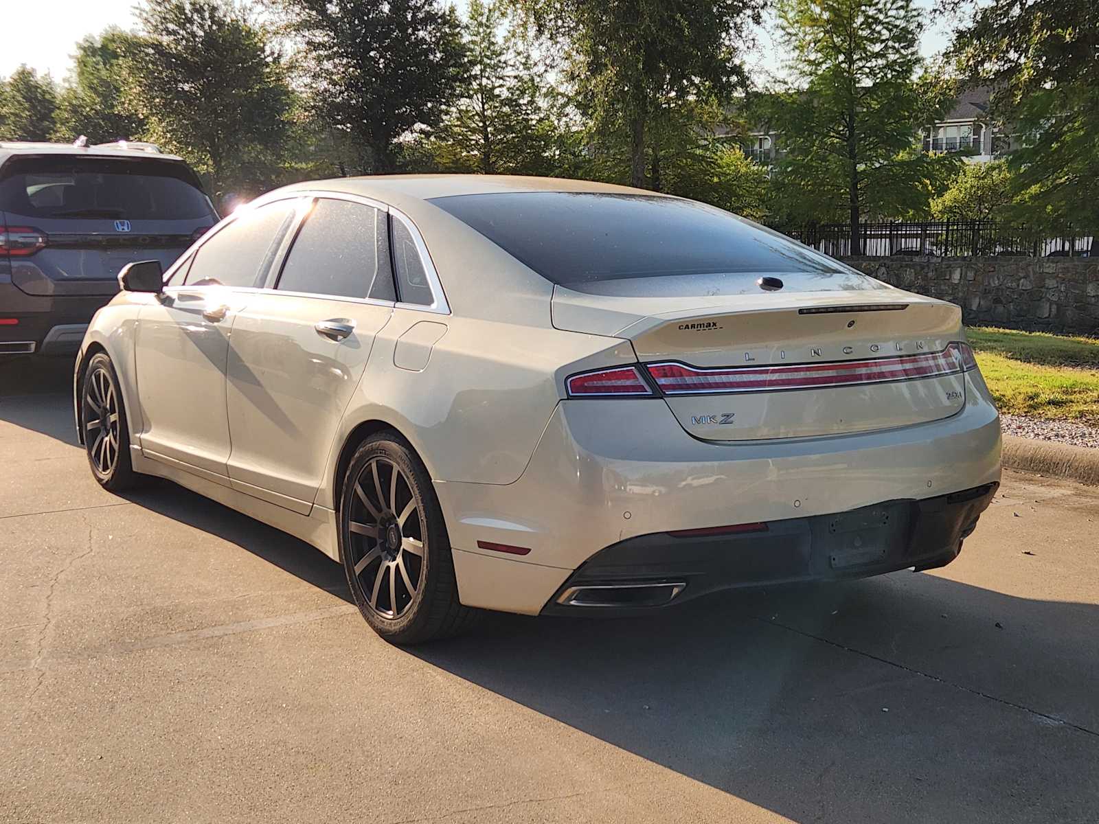 Thumbnail: 2014 Lincoln MKZ - 6