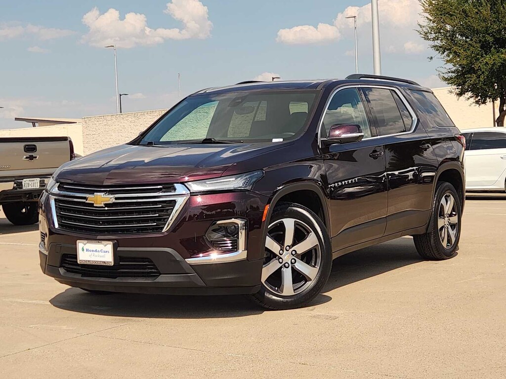 Used 2023 Chevrolet Traverse LT Leather SUV