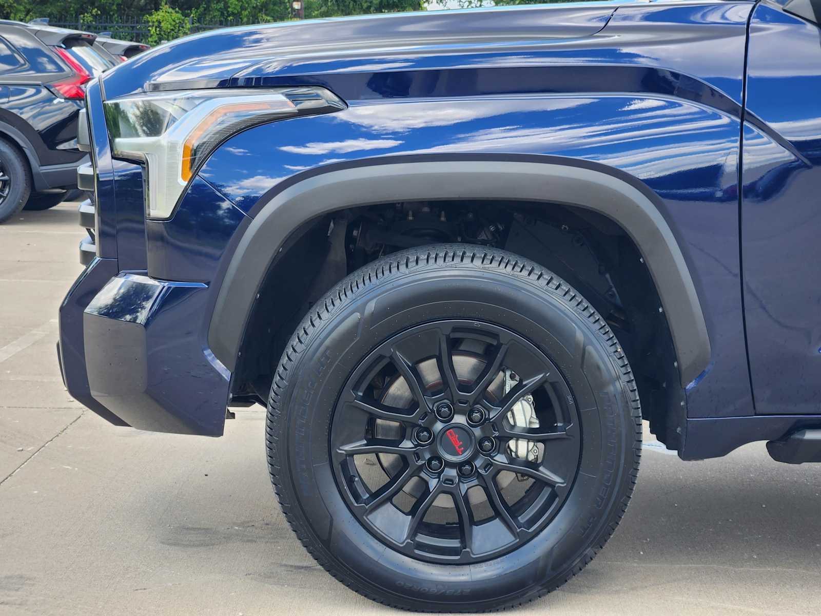 Thumbnail: 2022 Toyota Tundra - 8