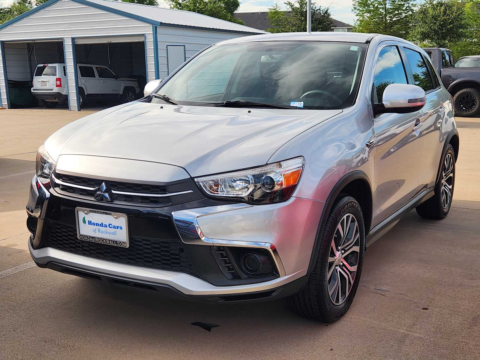 Thumbnail: 2018 Mitsubishi Outlander Sport - 1