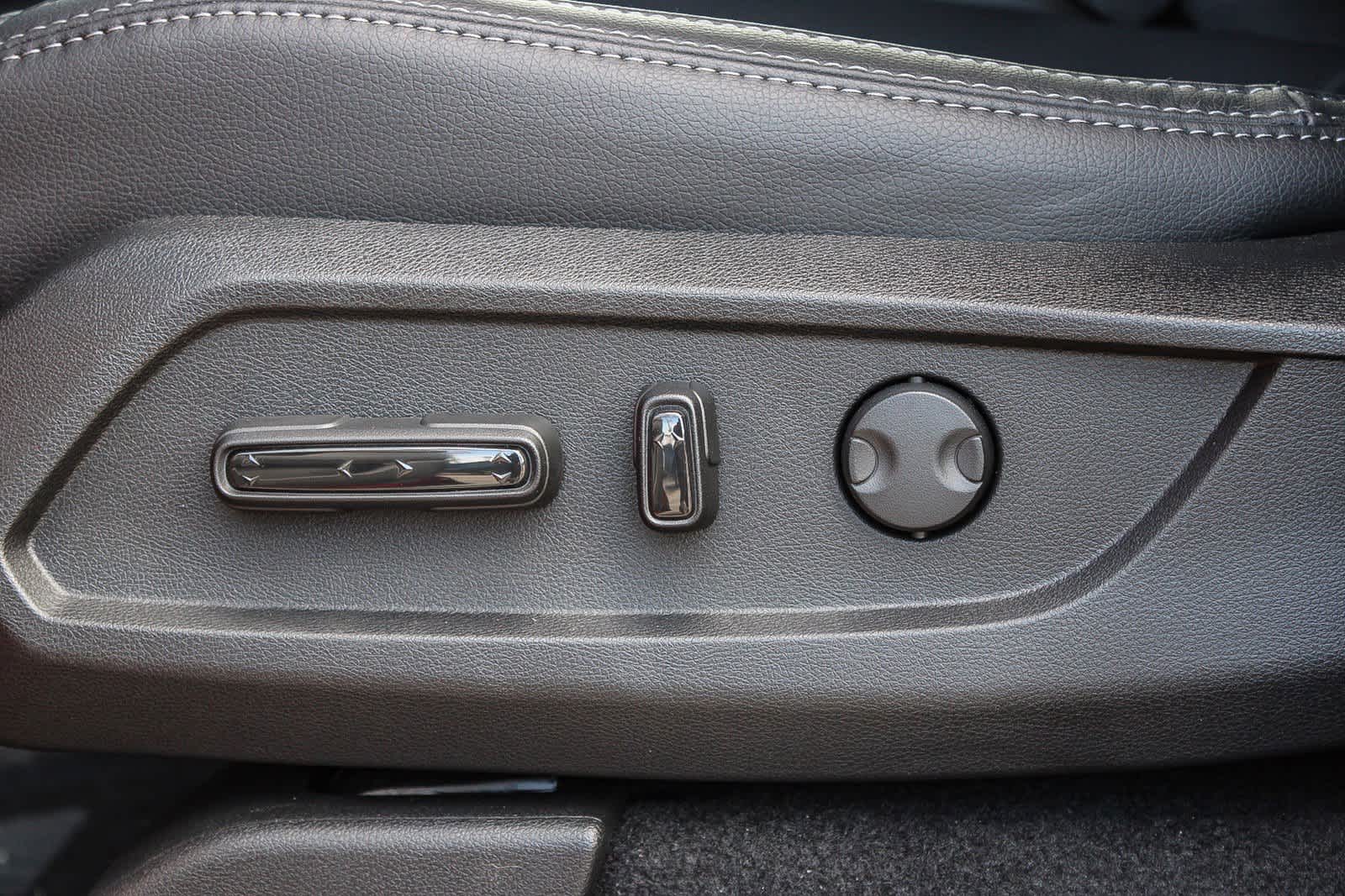 Thumbnail: 2026 Honda Pilot - 21