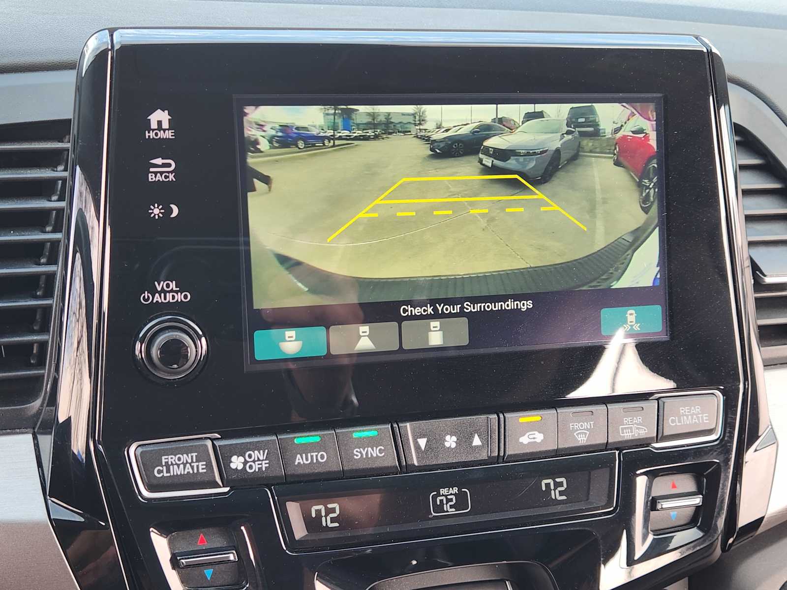 Thumbnail: 2023 Honda Odyssey - 26