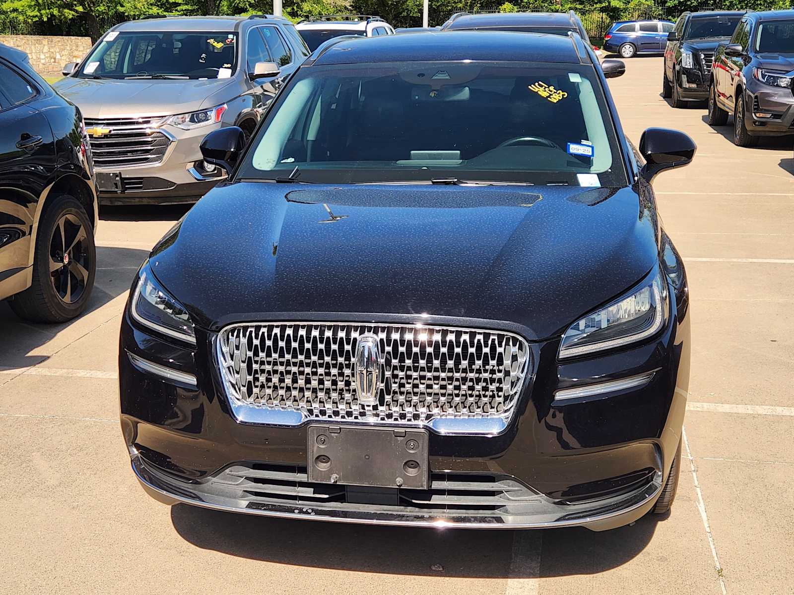 Thumbnail: 2020 Lincoln Corsair - 2
