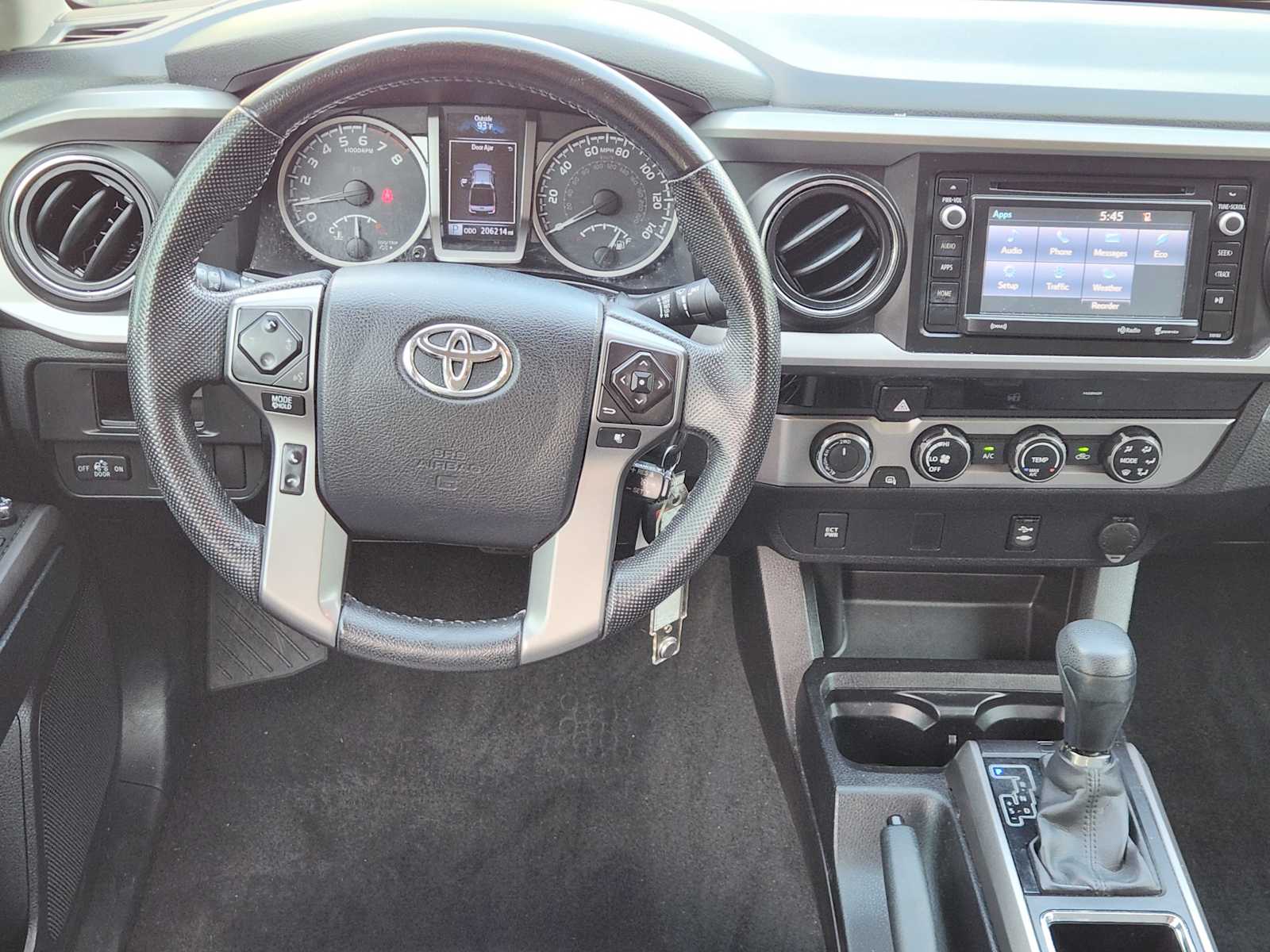 Thumbnail: 2016 Toyota Tacoma - 15