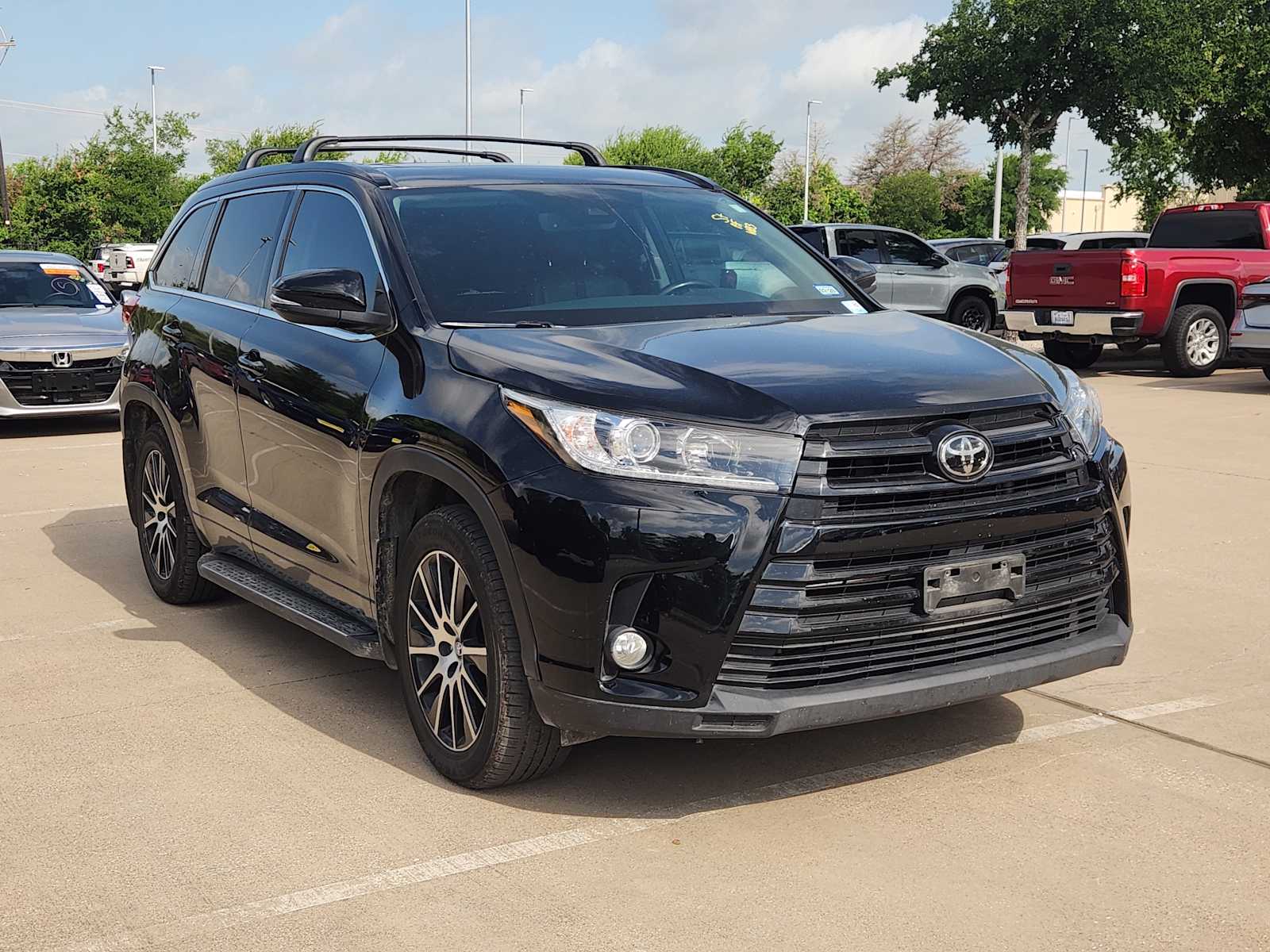 Thumbnail: 2018 Toyota Highlander - 3