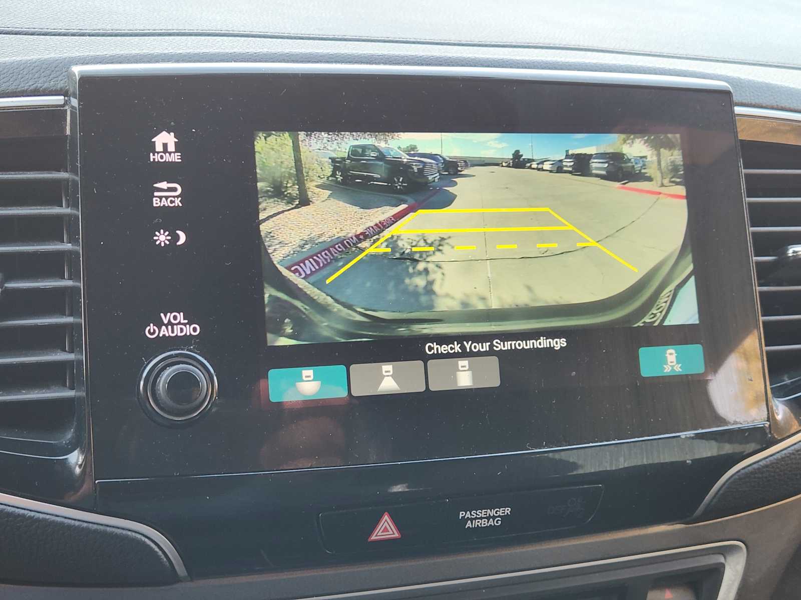 Thumbnail: 2022 Honda Pilot - 26