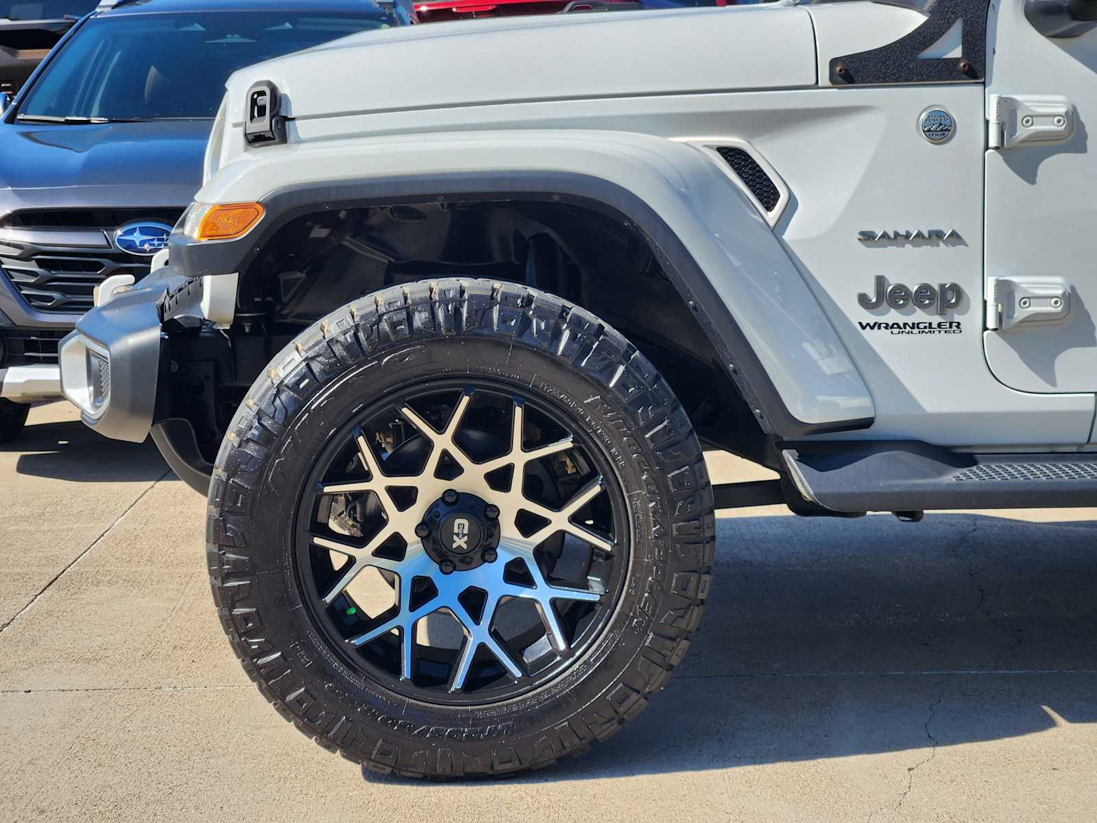 Thumbnail: 2018 Jeep Wrangler - 8