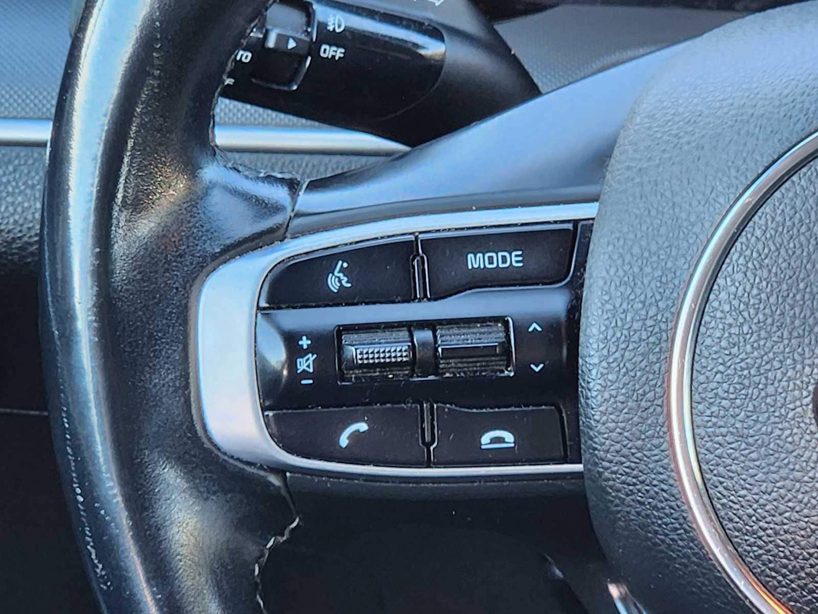 Thumbnail: 2021 Kia K5 - 32