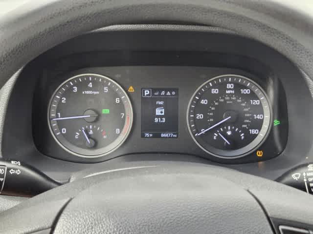 2016 Hyundai Tucson SE 17