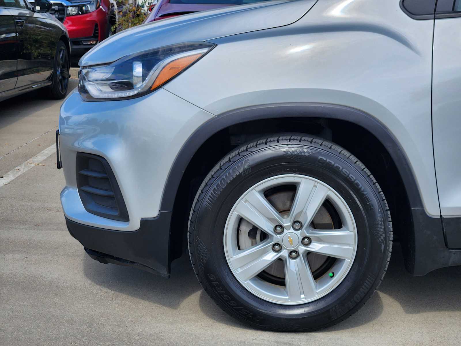 Thumbnail: 2021 Chevrolet Trax - 8