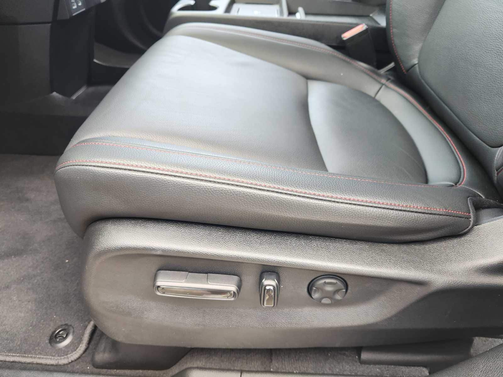 Thumbnail: 2025 Honda Odyssey - 31