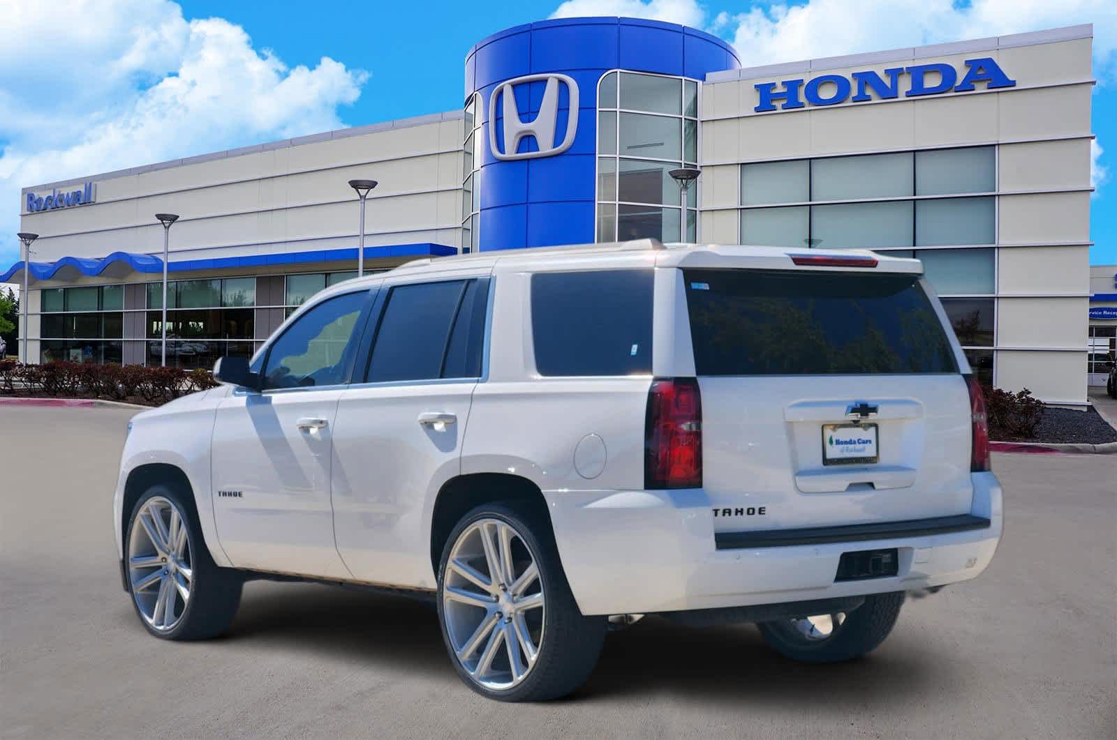 Thumbnail: 2015 Chevrolet Tahoe - 4