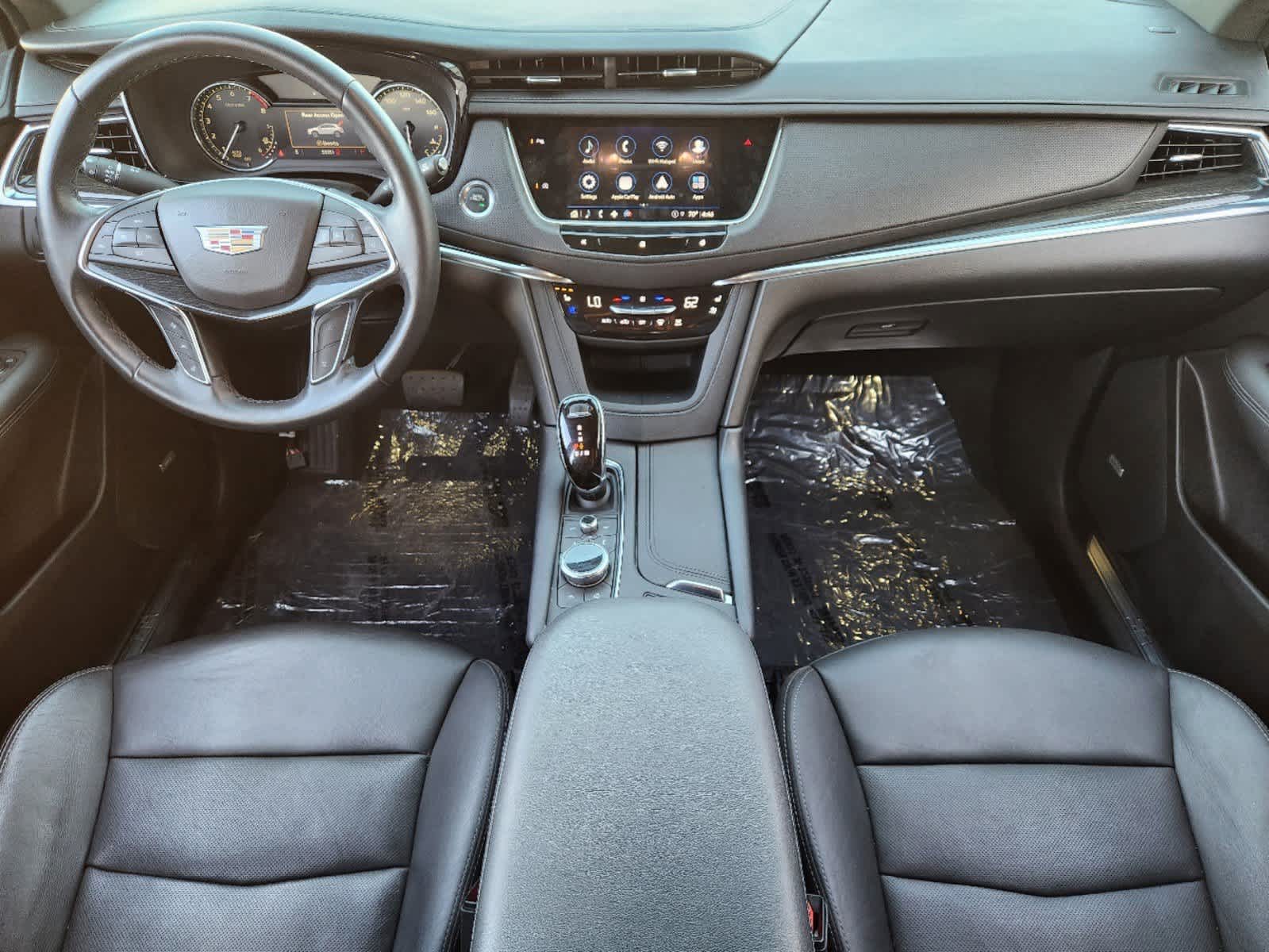 Thumbnail: 2021 Cadillac XT5 - 10
