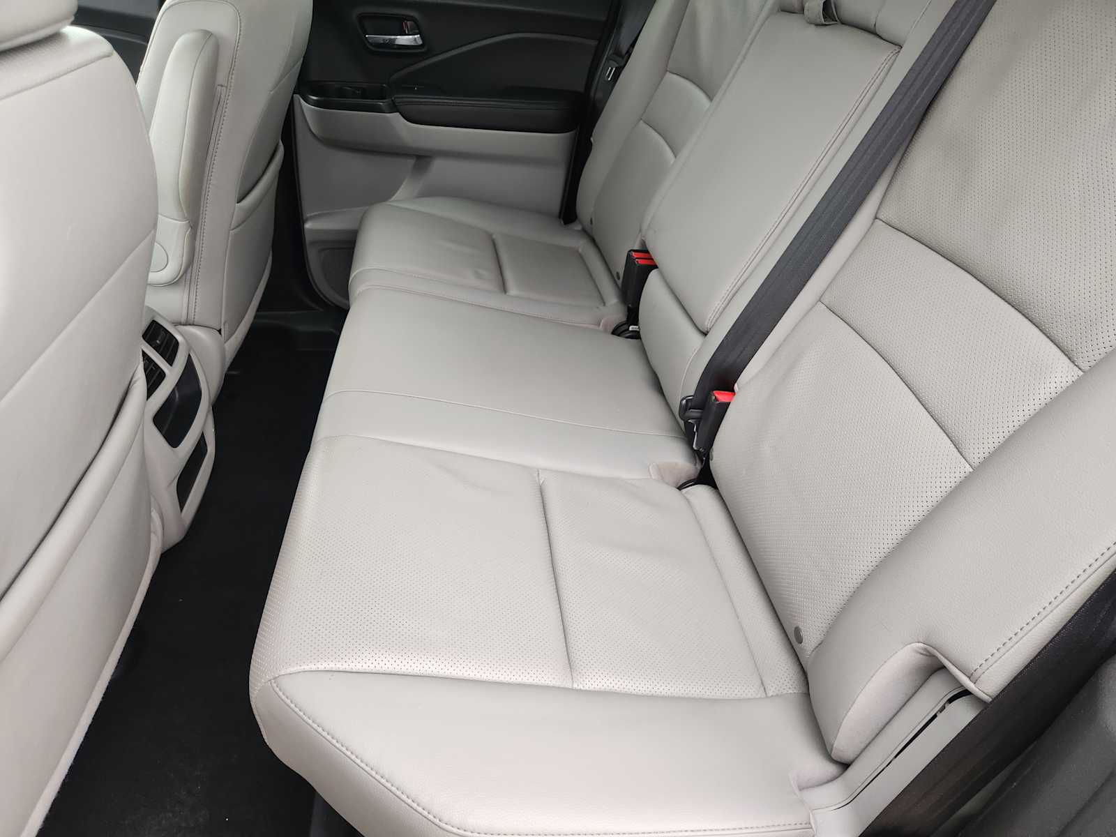 Thumbnail: 2017 Honda Ridgeline - 13