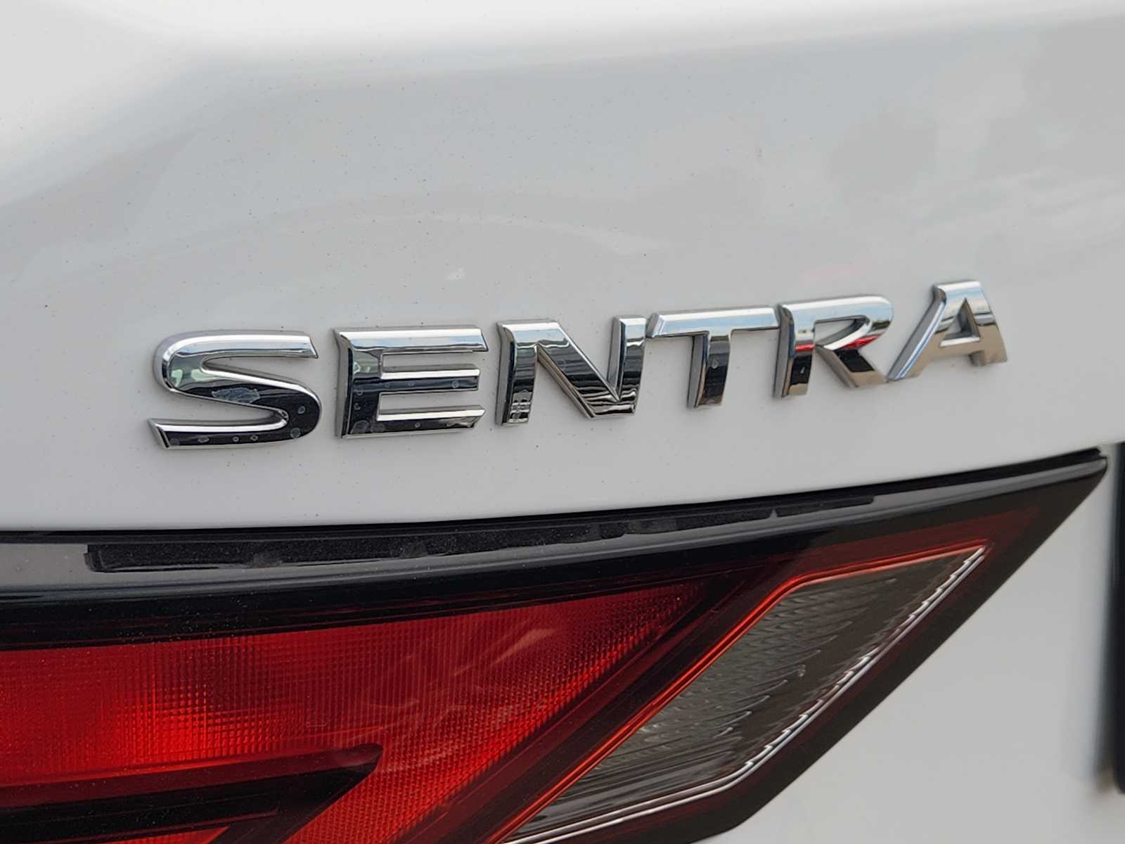 Thumbnail: 2020 Nissan Sentra - 10