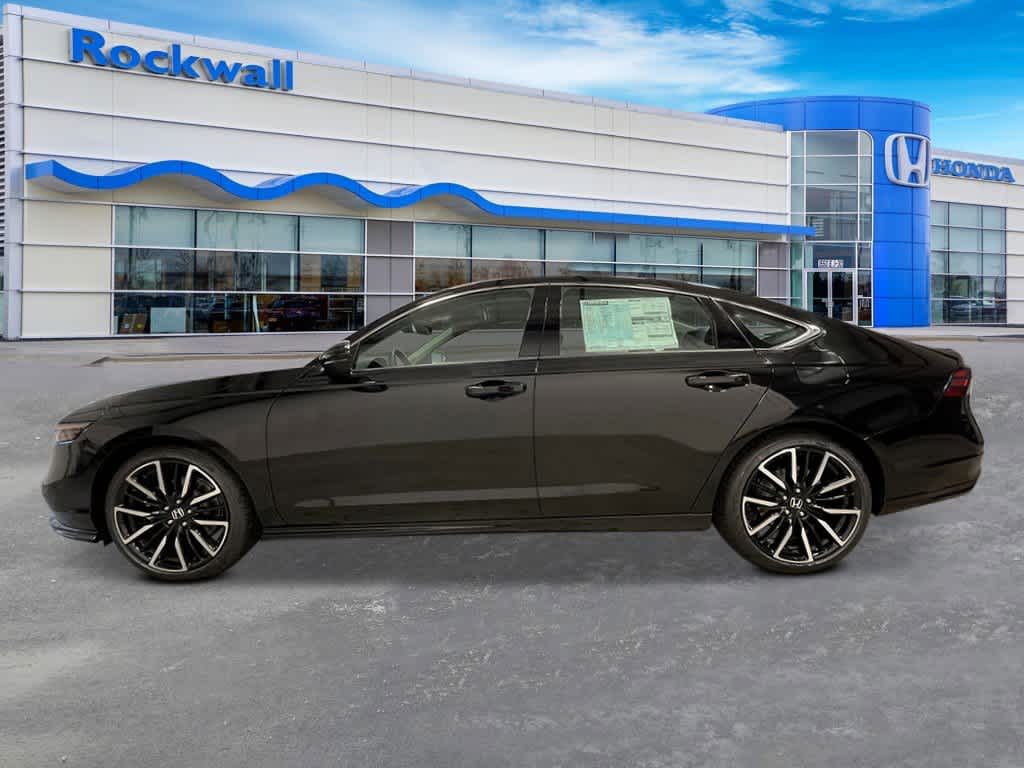 2025 Honda Accord Hybrid Touring photo 2
