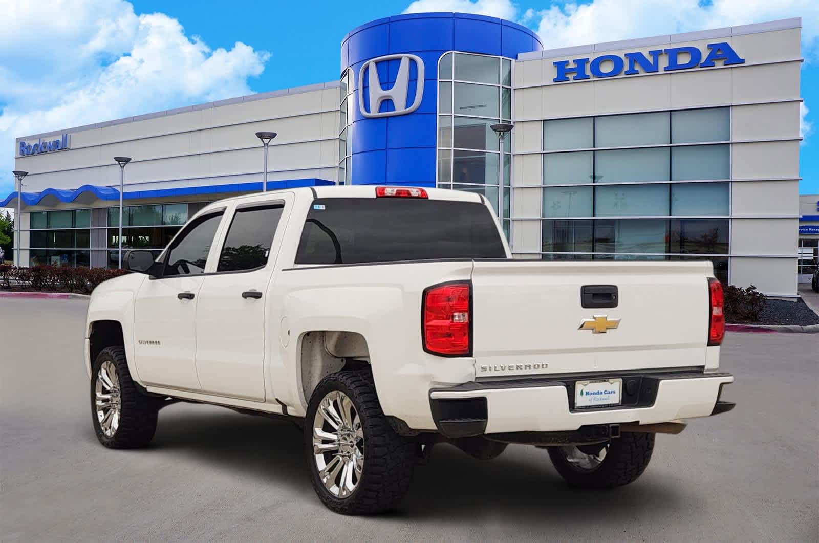 Thumbnail: 2018 Chevrolet Silverado 1500 - 4