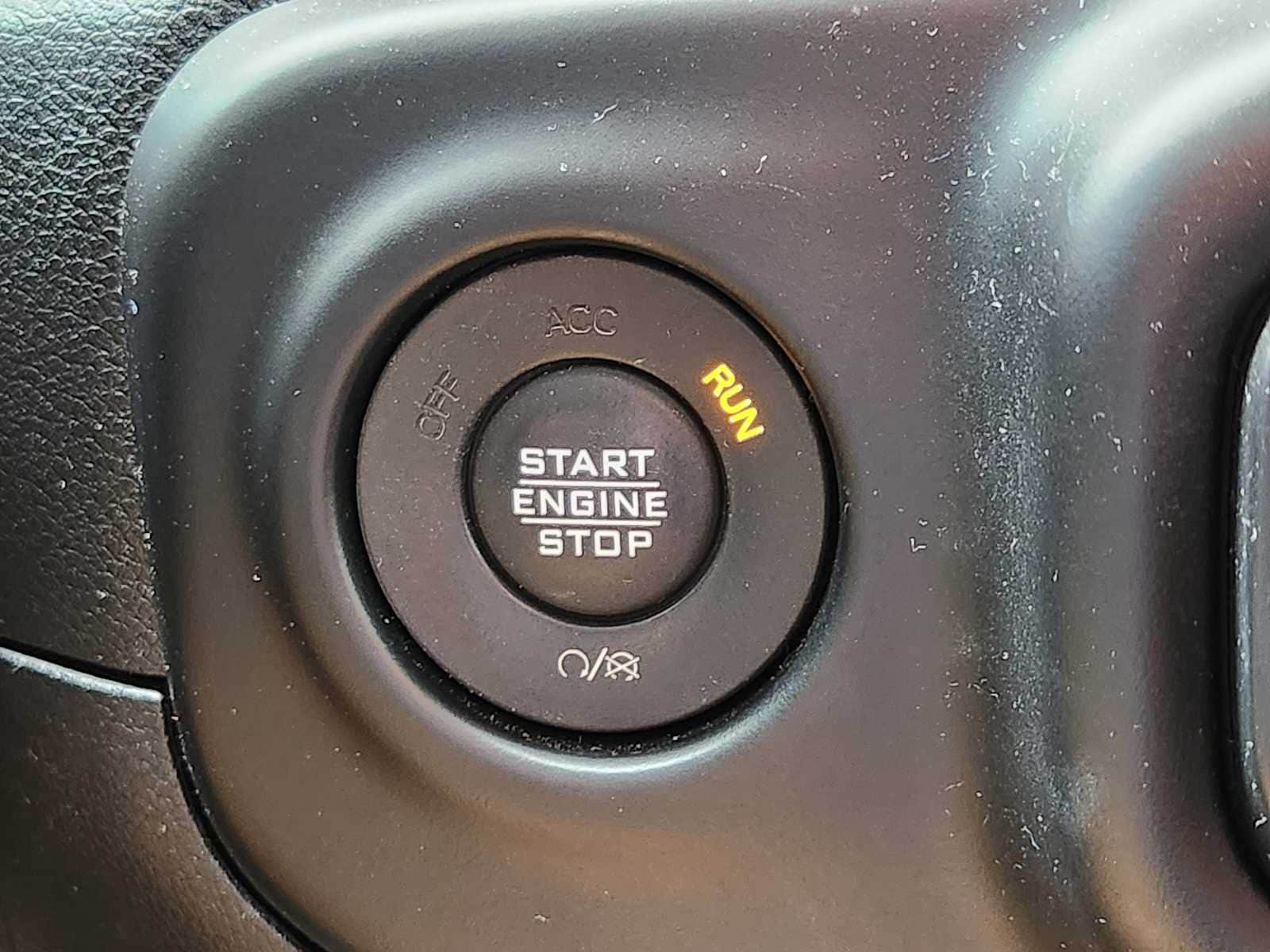 Thumbnail: 2020 Jeep Wrangler - 28