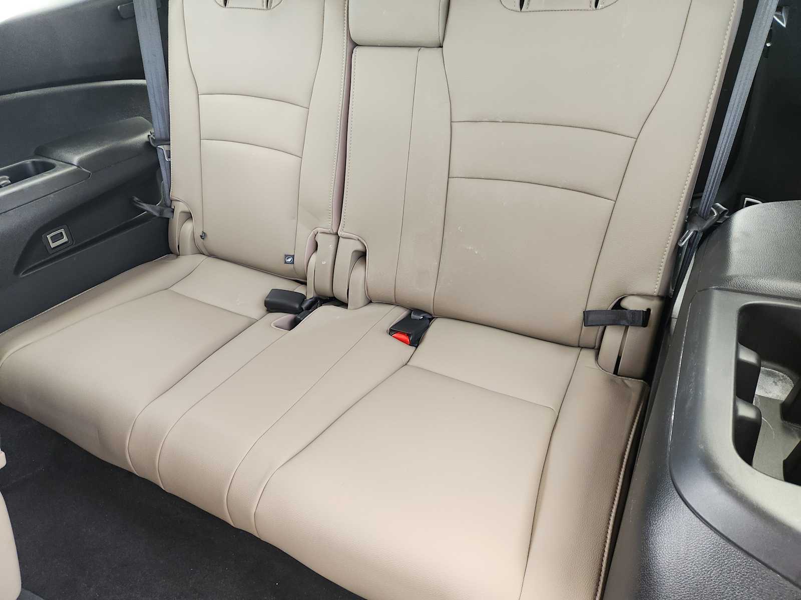 Thumbnail: 2016 Honda Pilot - 14