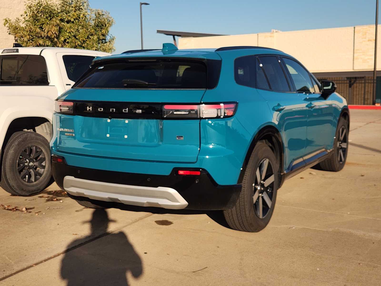 Thumbnail: 2025 Honda Prologue - 4