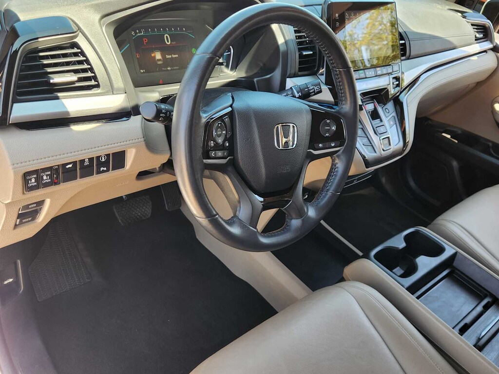 Used 2023 Honda Odyssey Touring Van