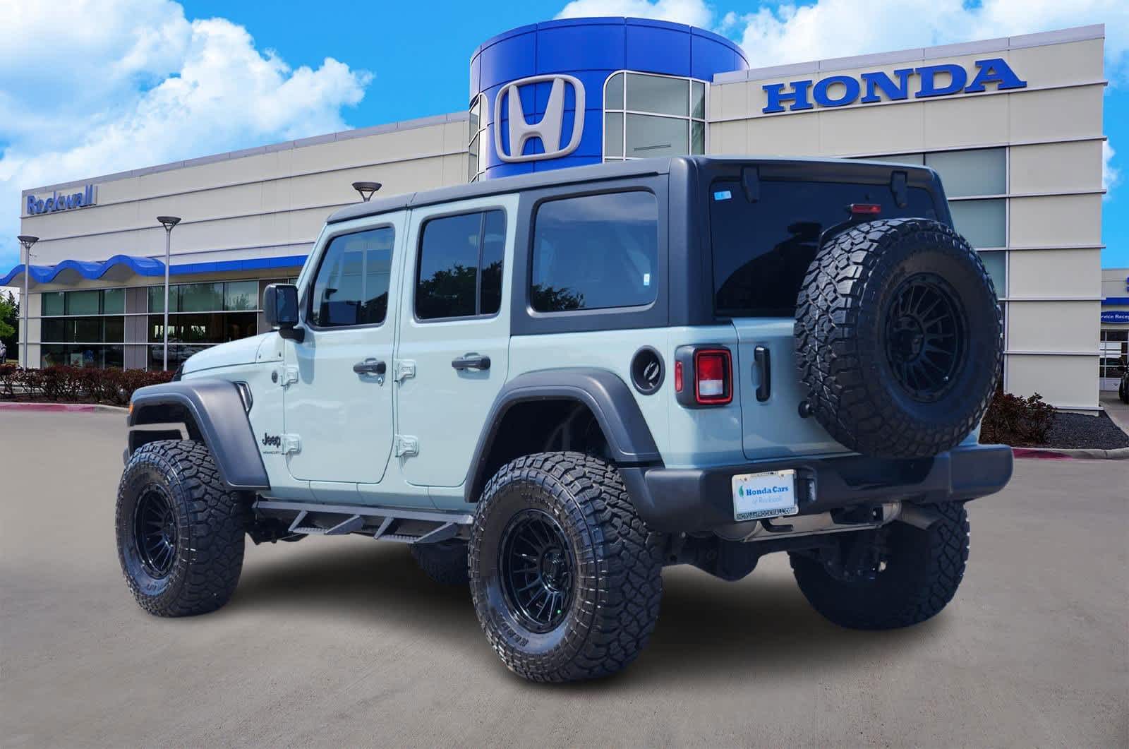 Thumbnail: 2024 Jeep Wrangler - 4