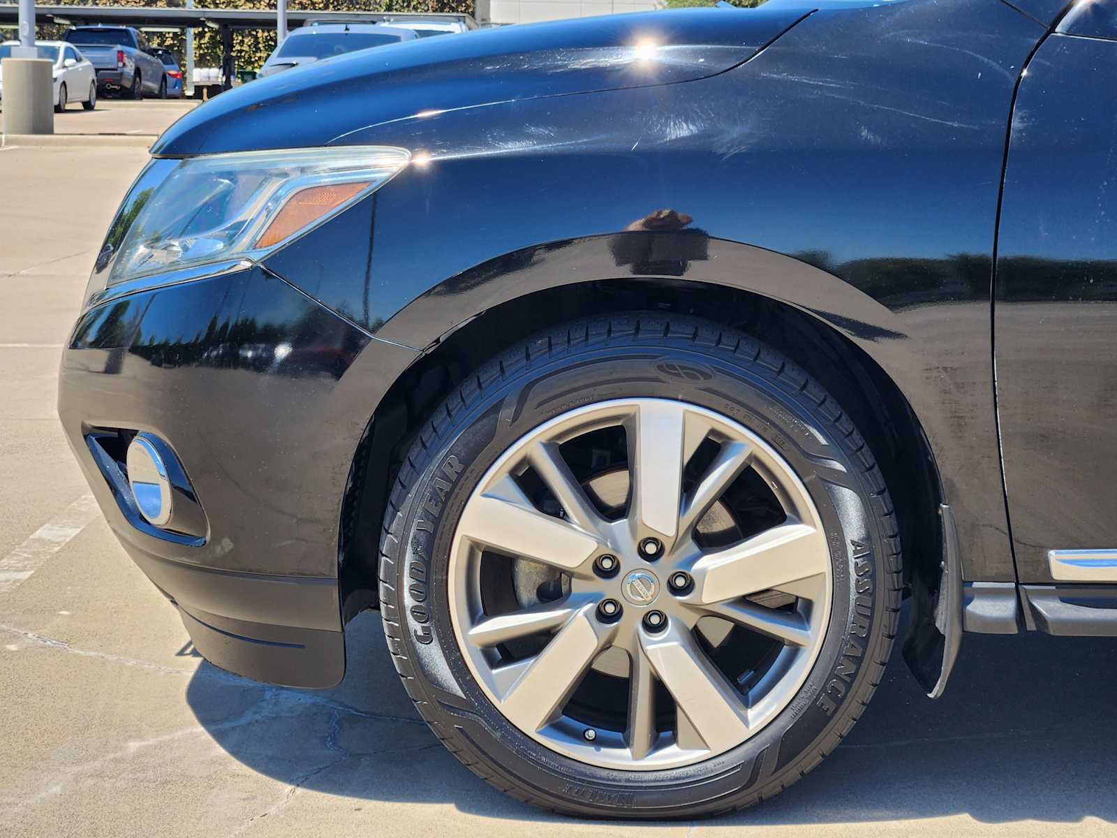 Thumbnail: 2014 Nissan Pathfinder - 8