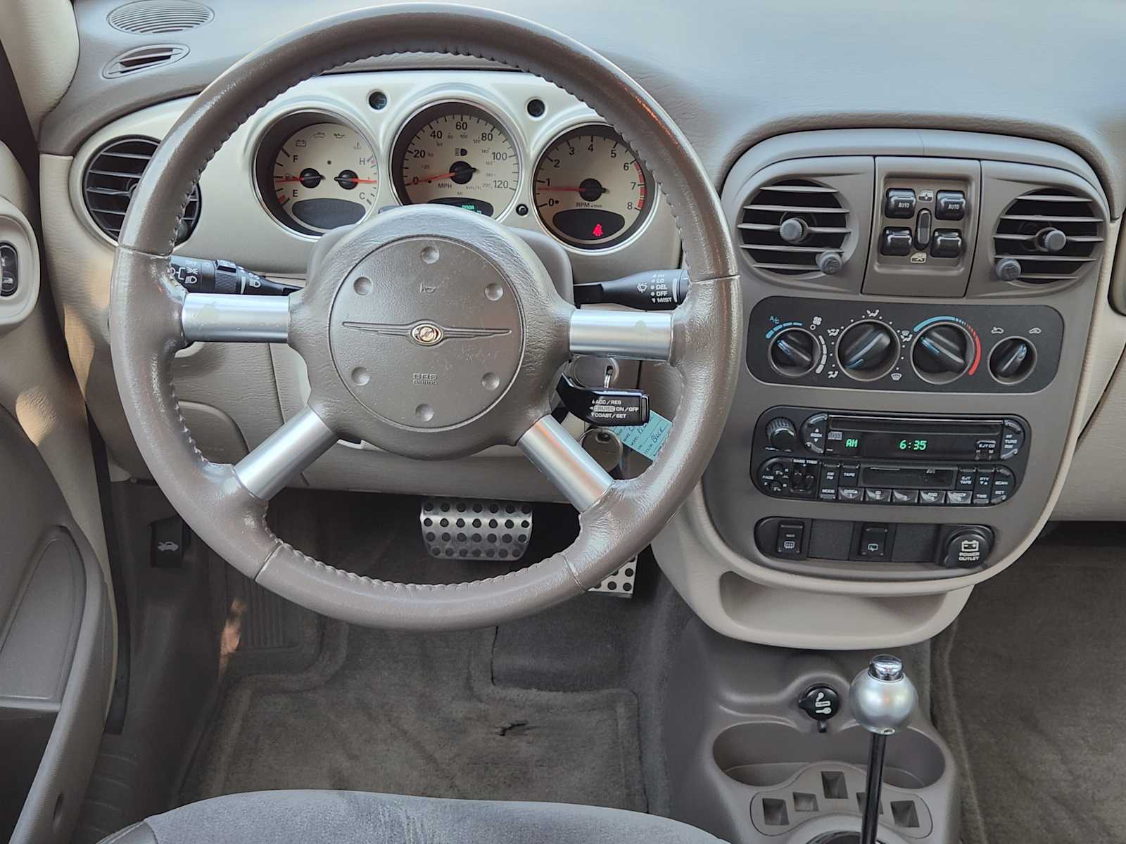 Thumbnail: 2004 Chrysler PT Cruiser - 15