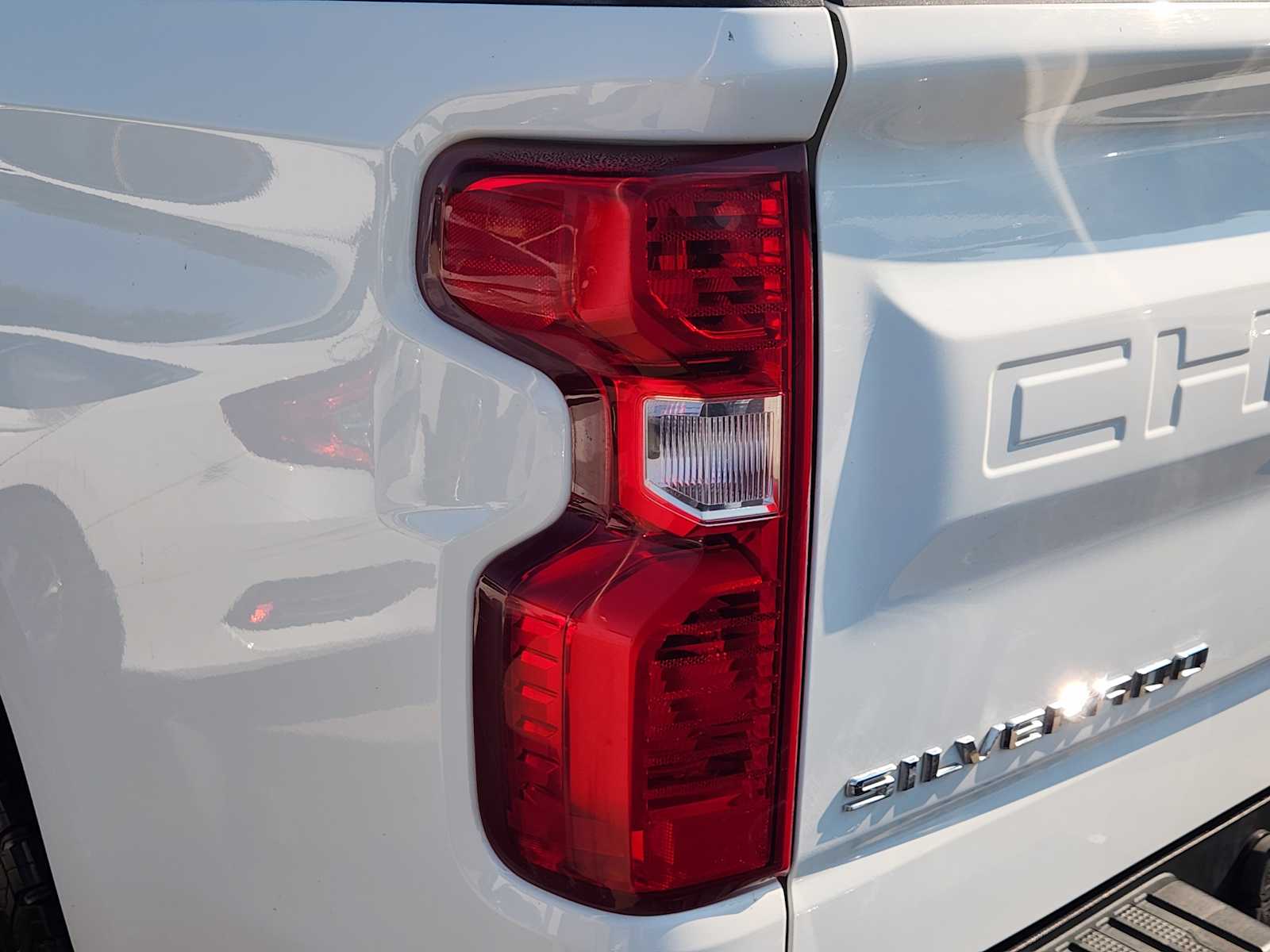 Thumbnail: 2020 Chevrolet Silverado 1500 - 12