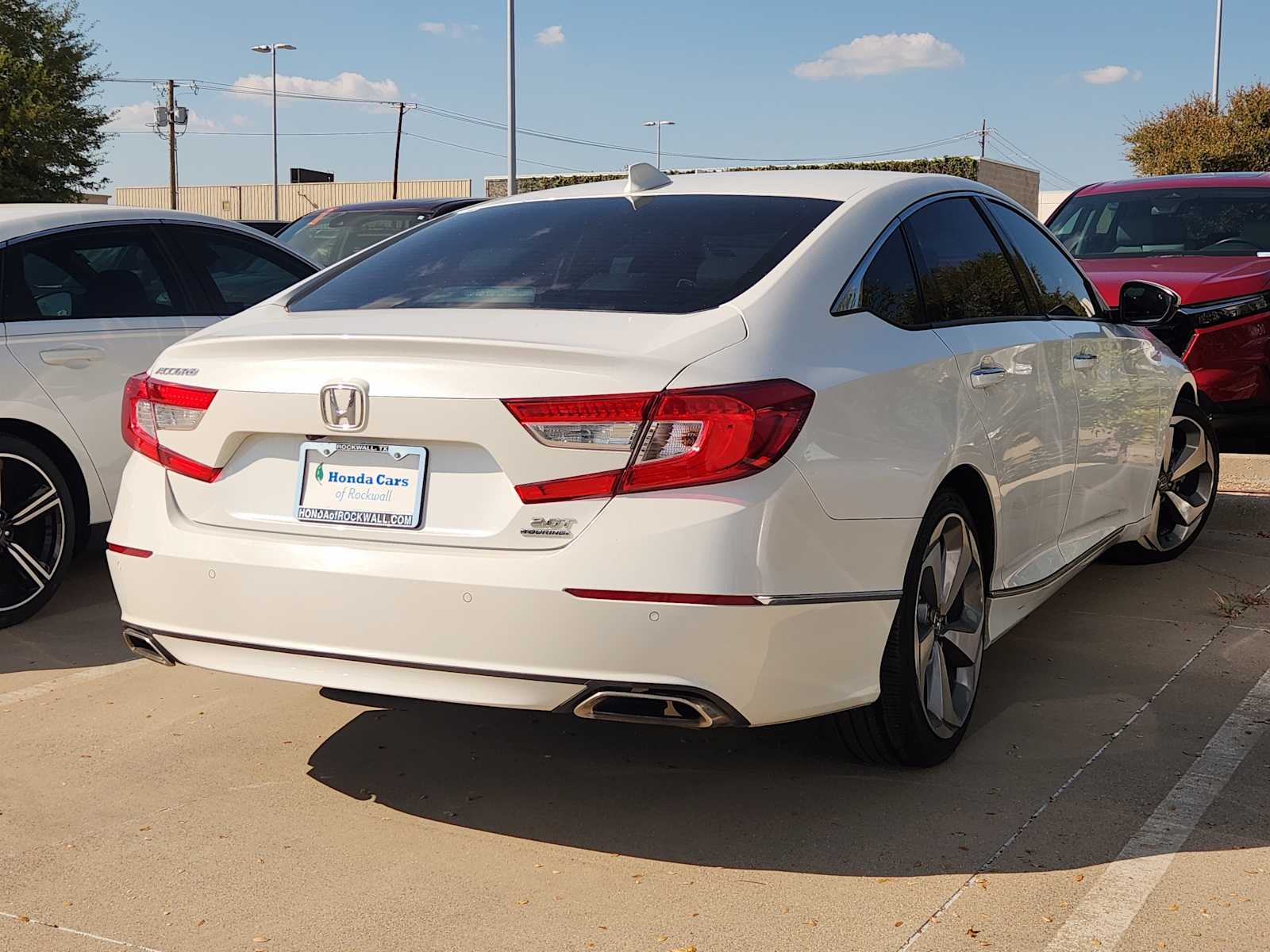 2022 Honda Accord Touring 2.0T photo 3