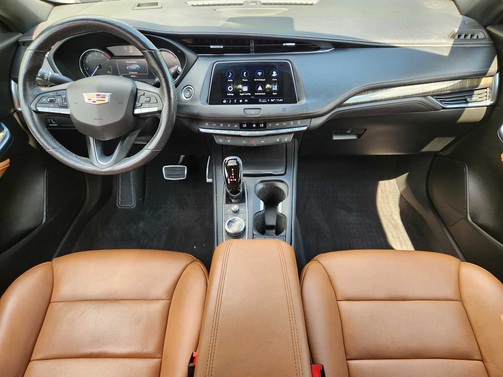 Thumbnail: 2021 Cadillac XT4 - 10