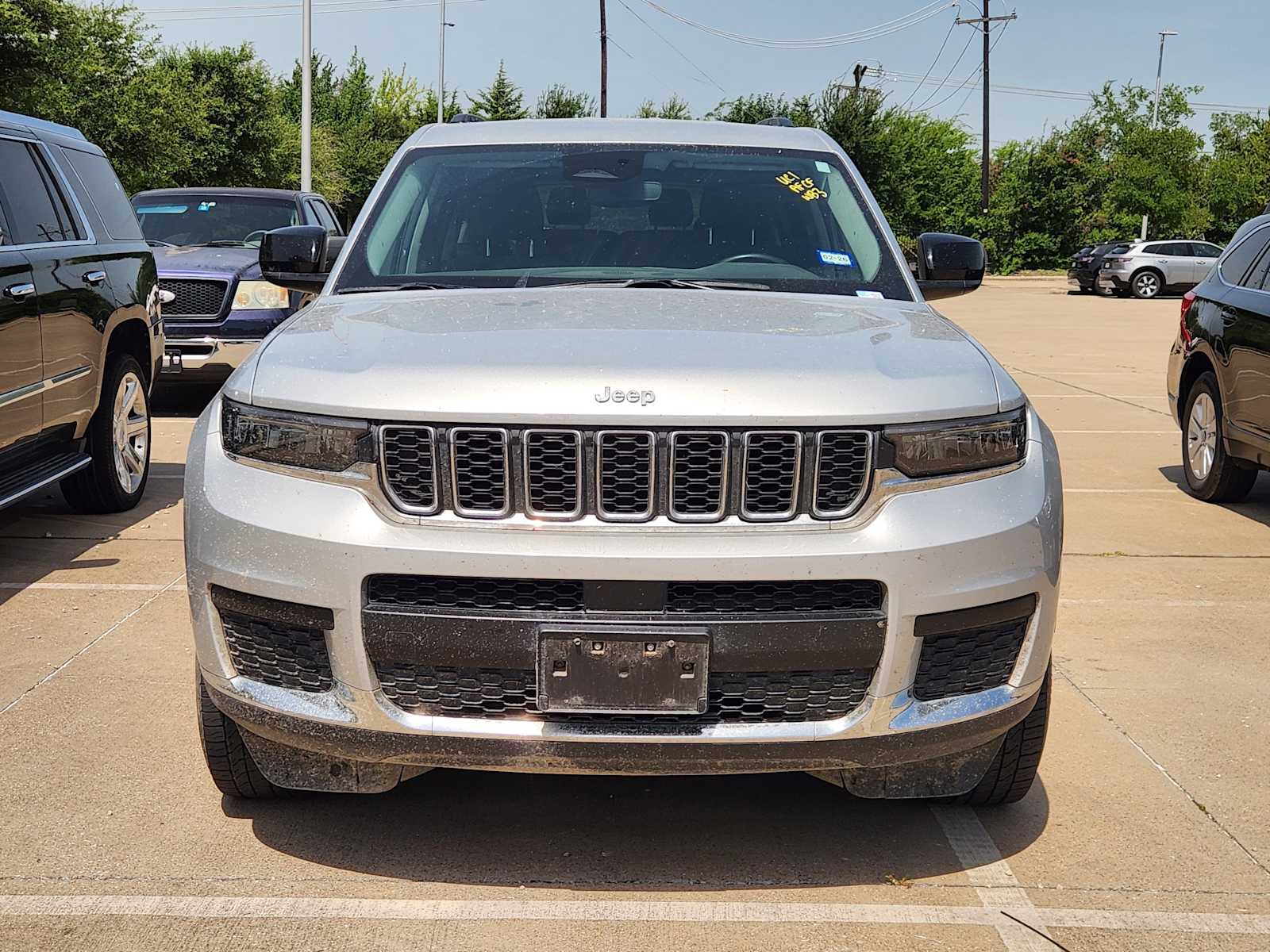 Thumbnail: 2022 Jeep Grand Cherokee - 2