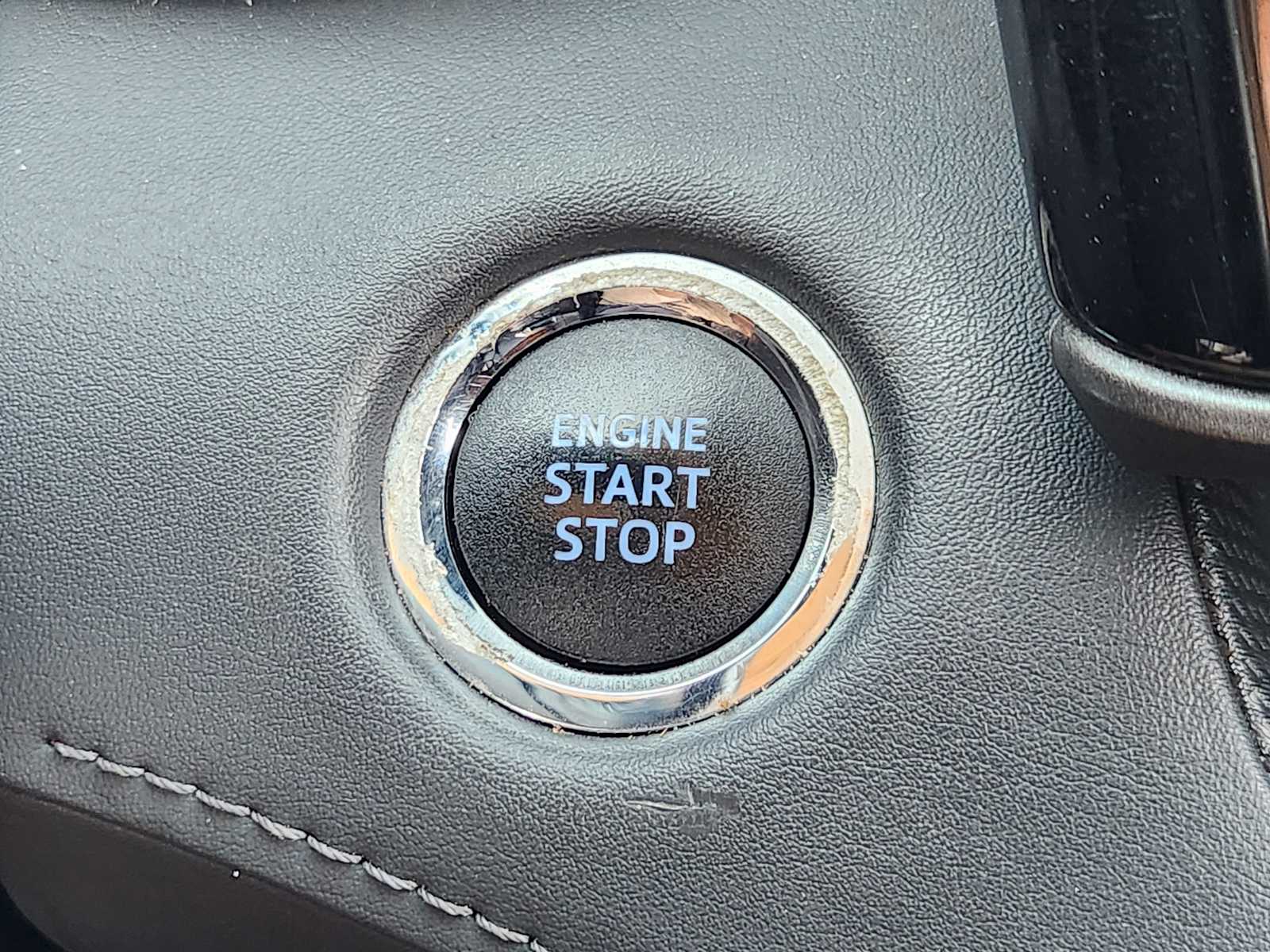 Thumbnail: 2022 Toyota Highlander - 29