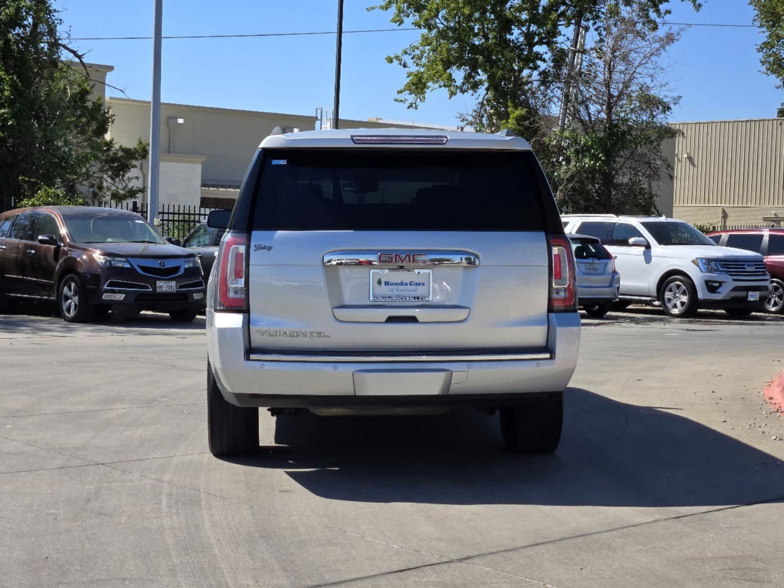 2015 GMC Yukon XL Denali 5