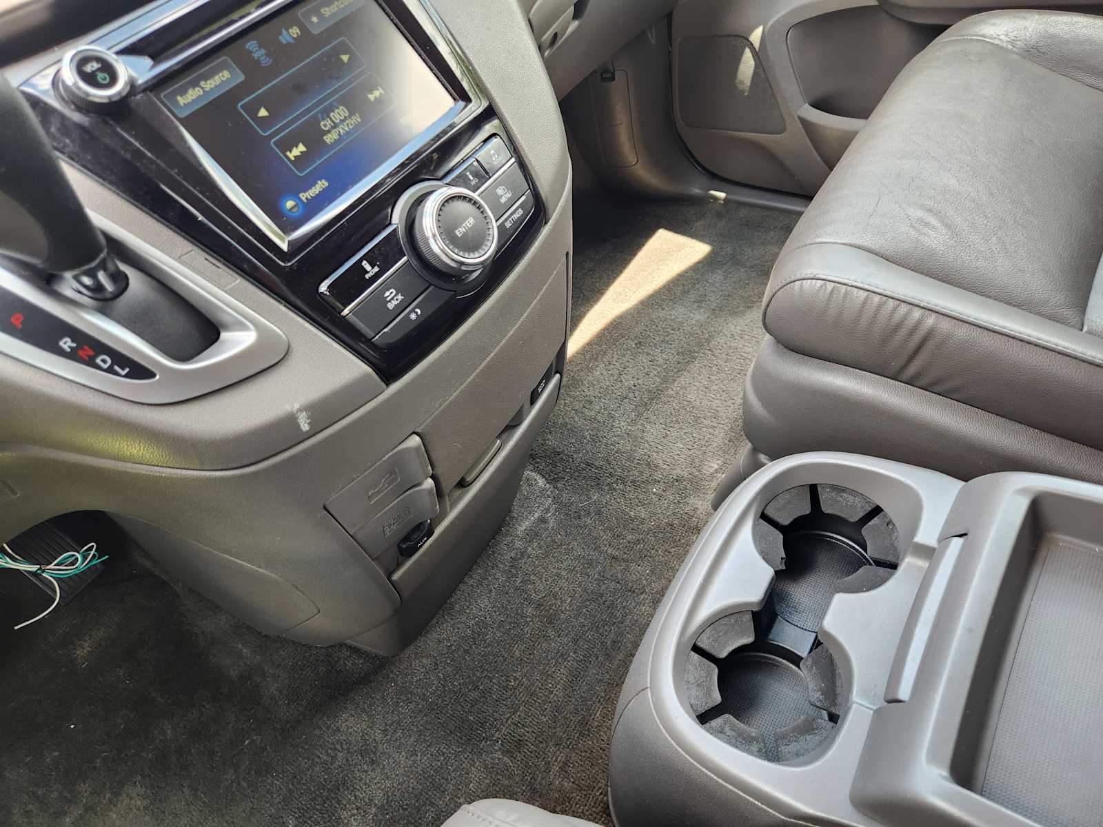 Thumbnail: 2014 Honda Odyssey - 18