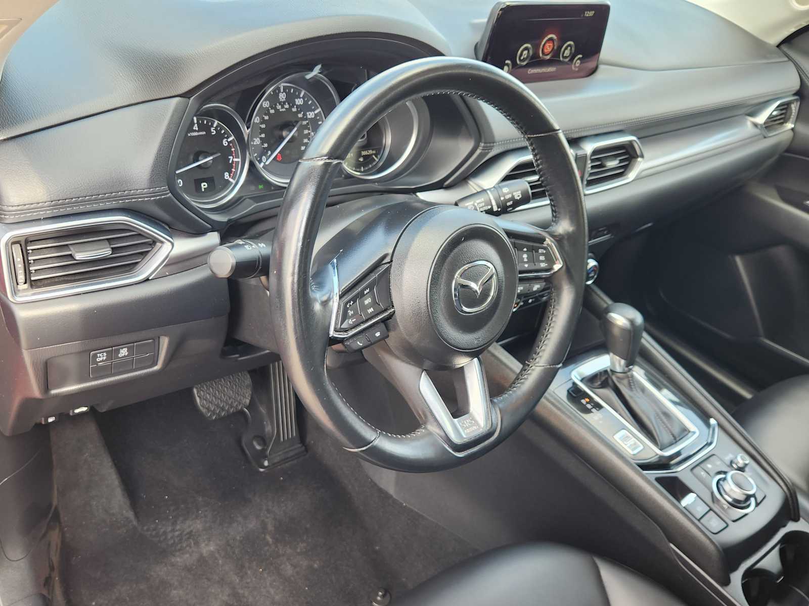 2018 Mazda CX-5 Touring photo 2