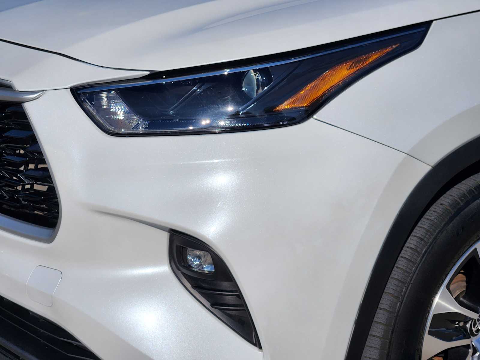 Thumbnail: 2022 Toyota Highlander - 24