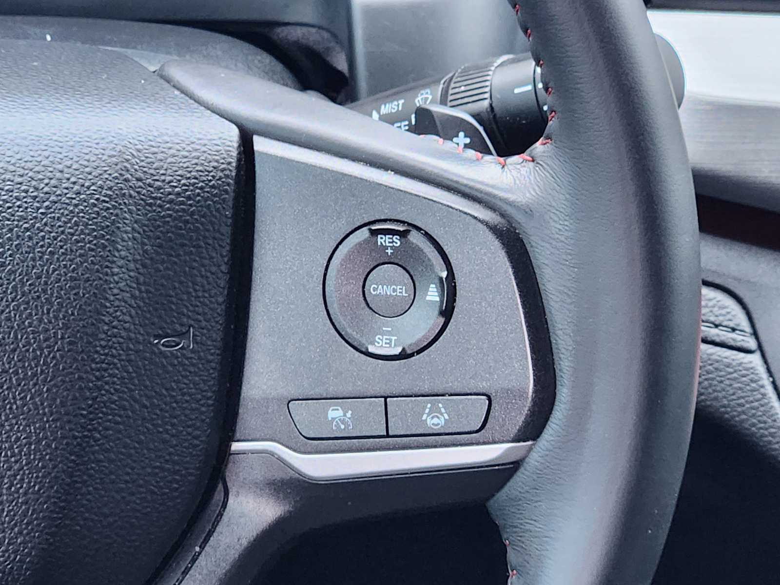 Thumbnail: 2023 Honda Odyssey - 34