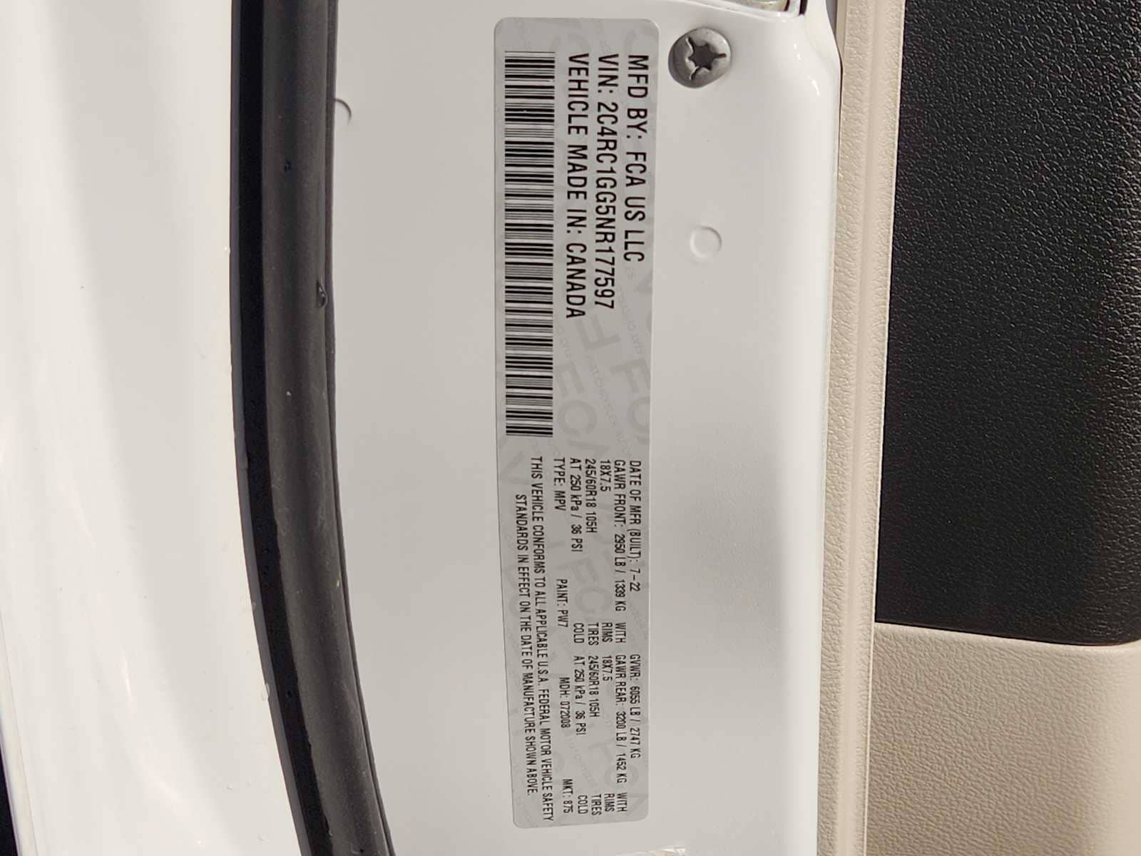 Thumbnail: 2022 Chrysler Pacifica - 22