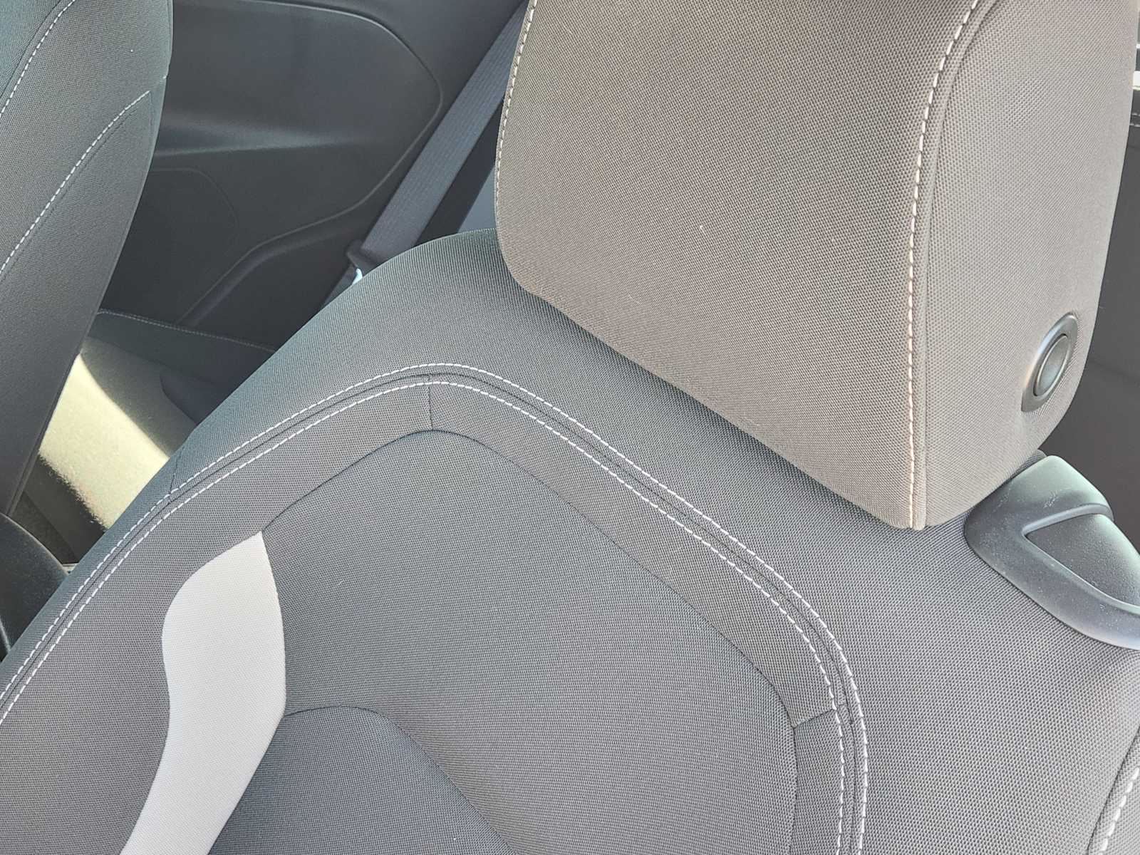 Thumbnail: 2020 Chevrolet Camaro - 24