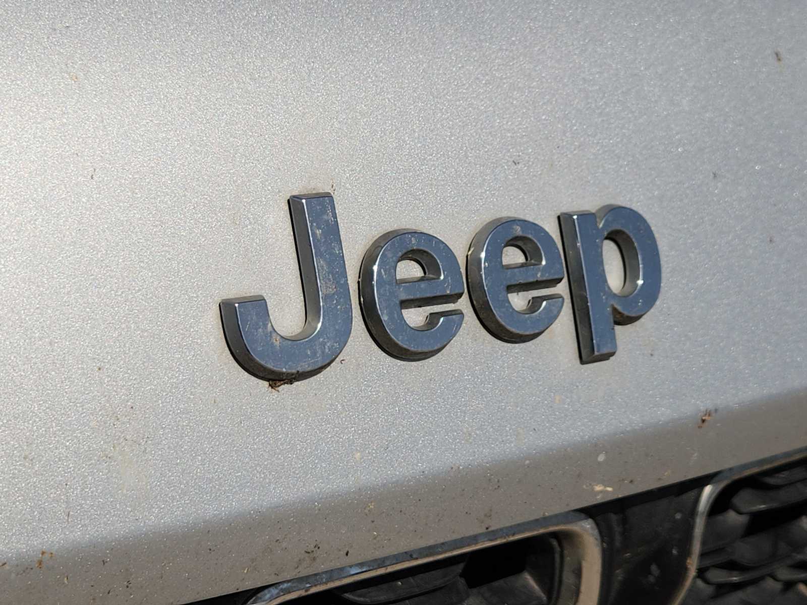 Thumbnail: 2022 Jeep Grand Cherokee - 7