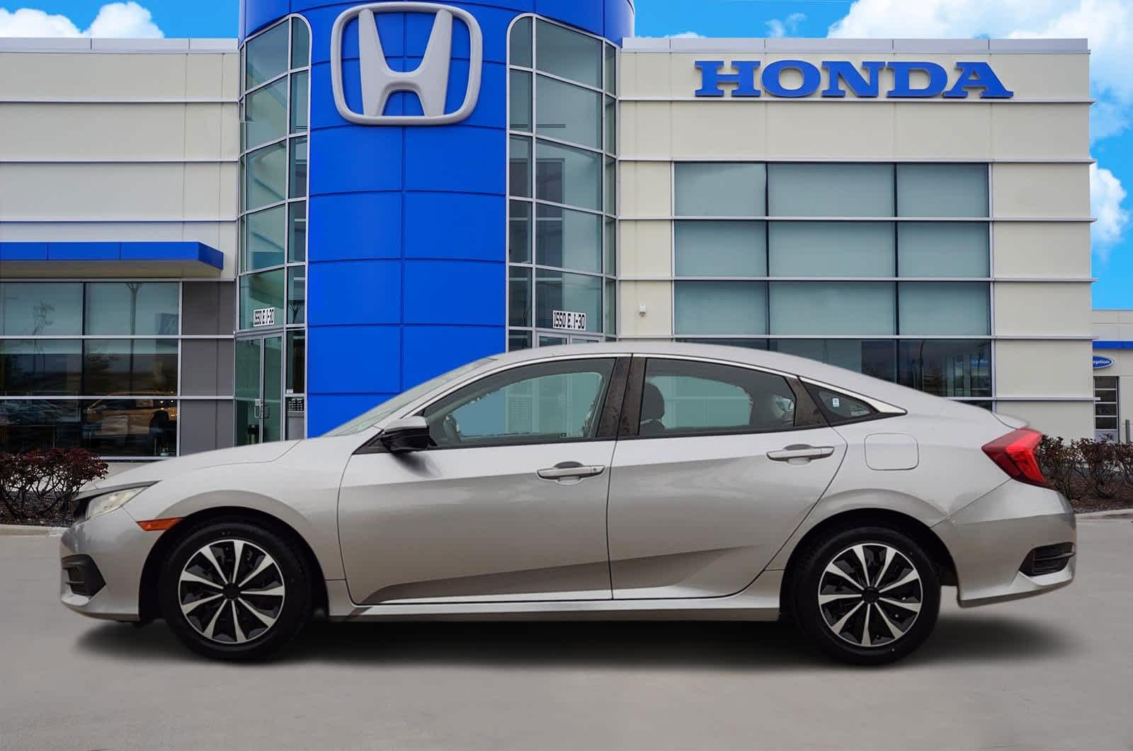 Thumbnail: 2018 Honda Civic - 3
