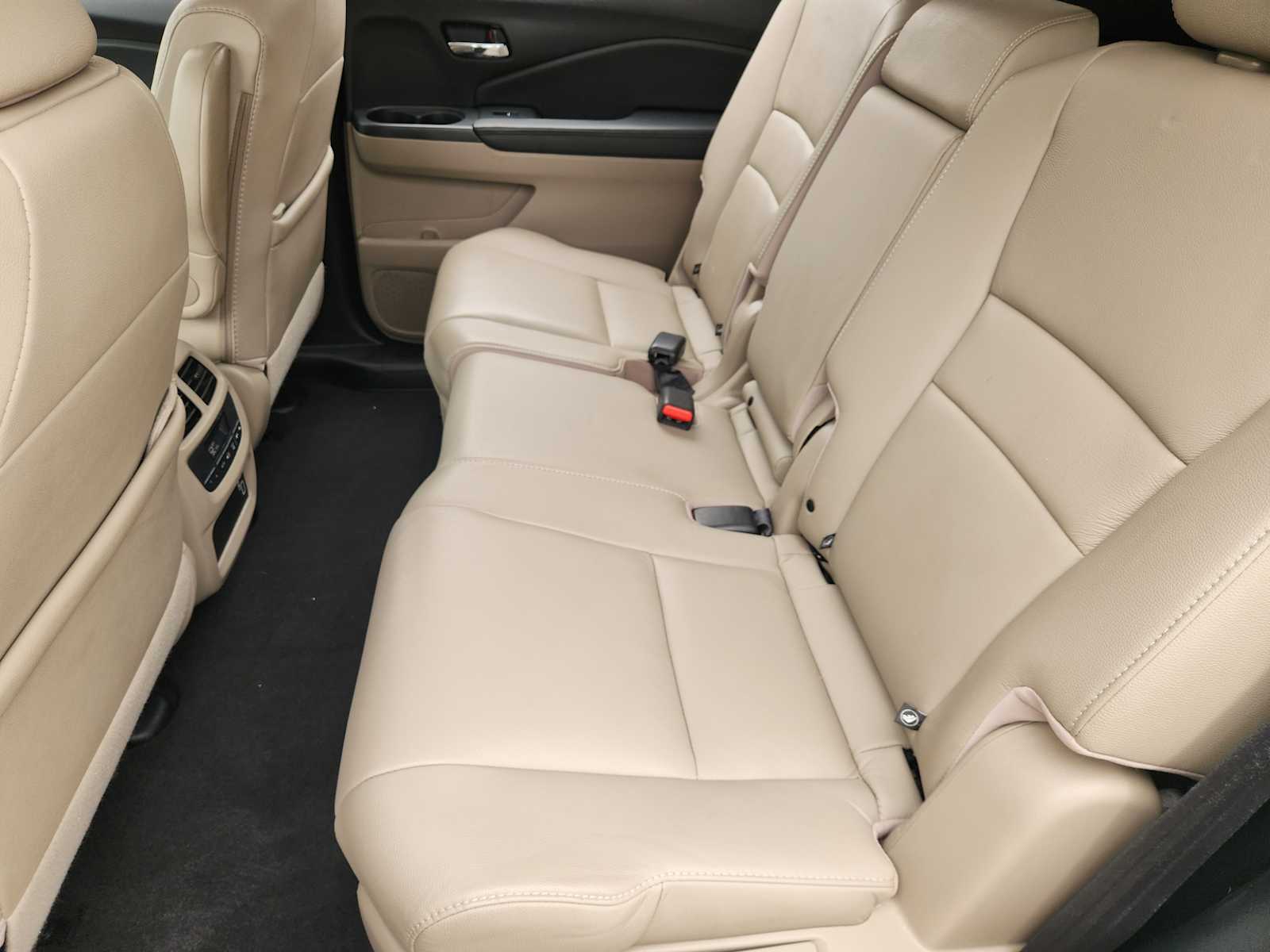 Thumbnail: 2021 Honda Pilot - 13