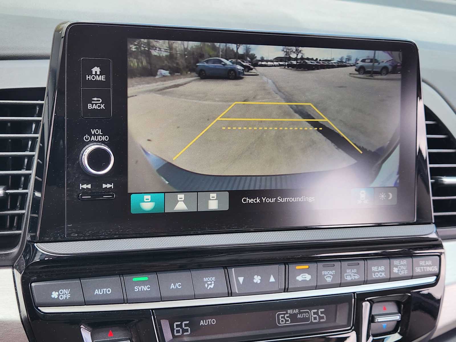 Thumbnail: 2026 Honda Odyssey - 26