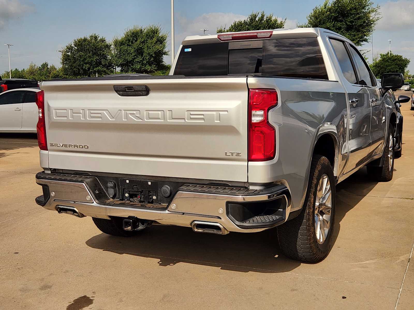 Thumbnail: 2020 Chevrolet Silverado 1500 - 3