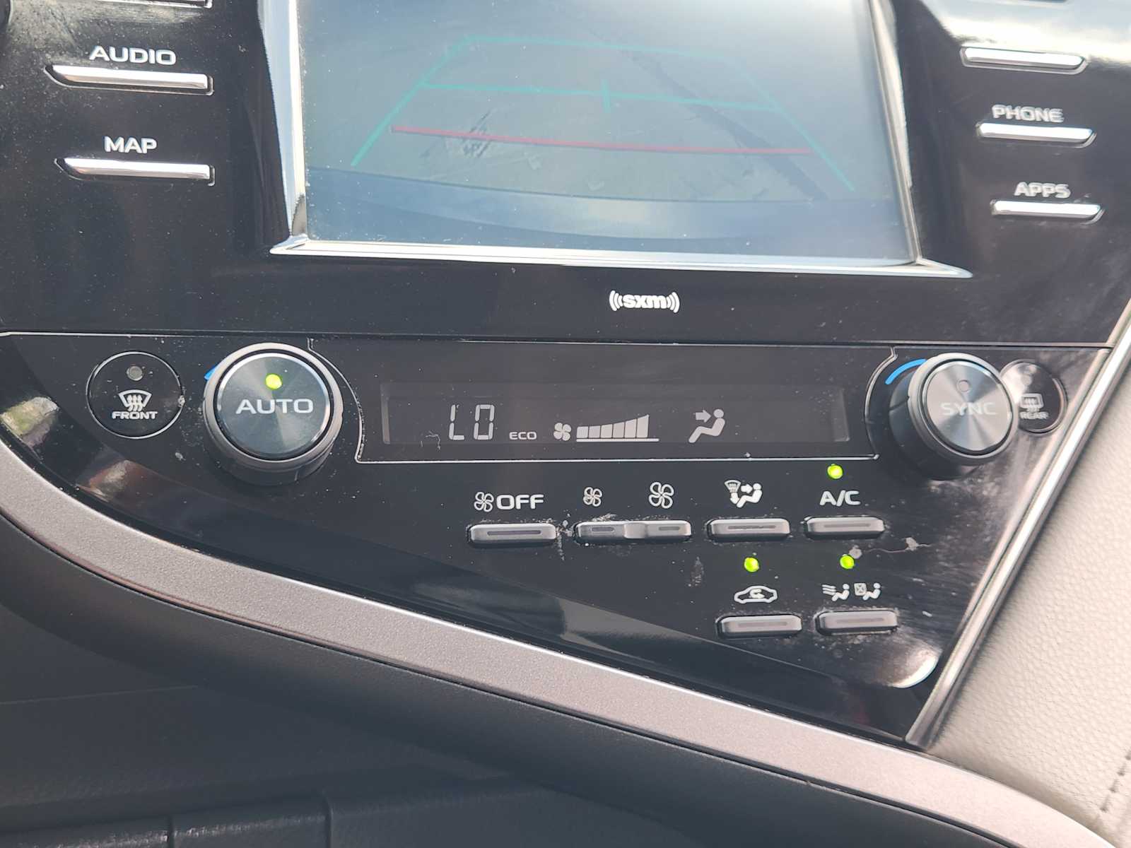 Thumbnail: 2020 Toyota Camry - 26