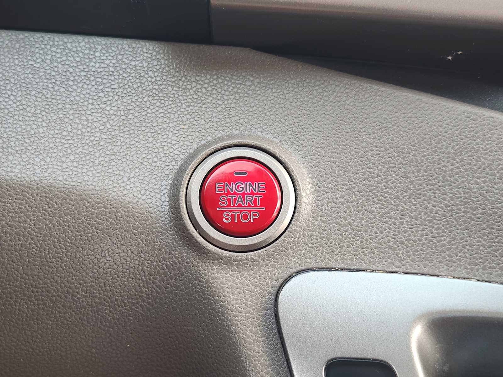 Thumbnail: 2015 Honda Odyssey - 30