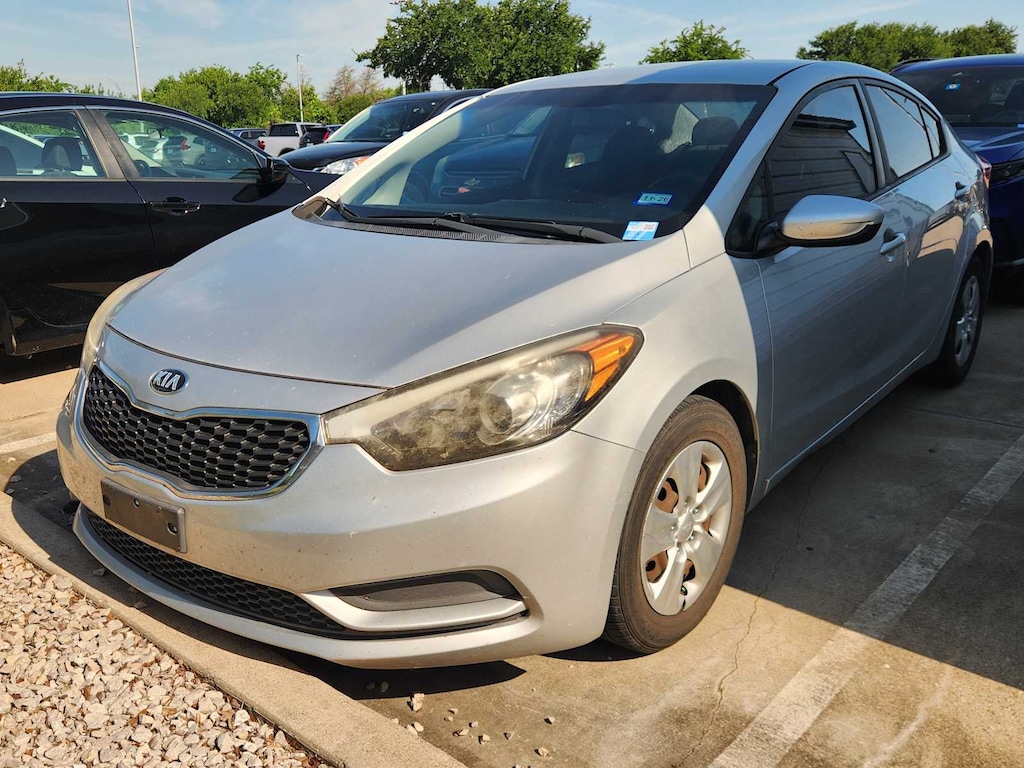 Used 2016 Kia Forte LX FWD Sedan